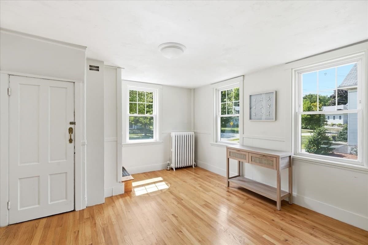 Single Family Residence at 194-196 Hersey St, Hingham MA 02043, Hingham, photo 5 of 37