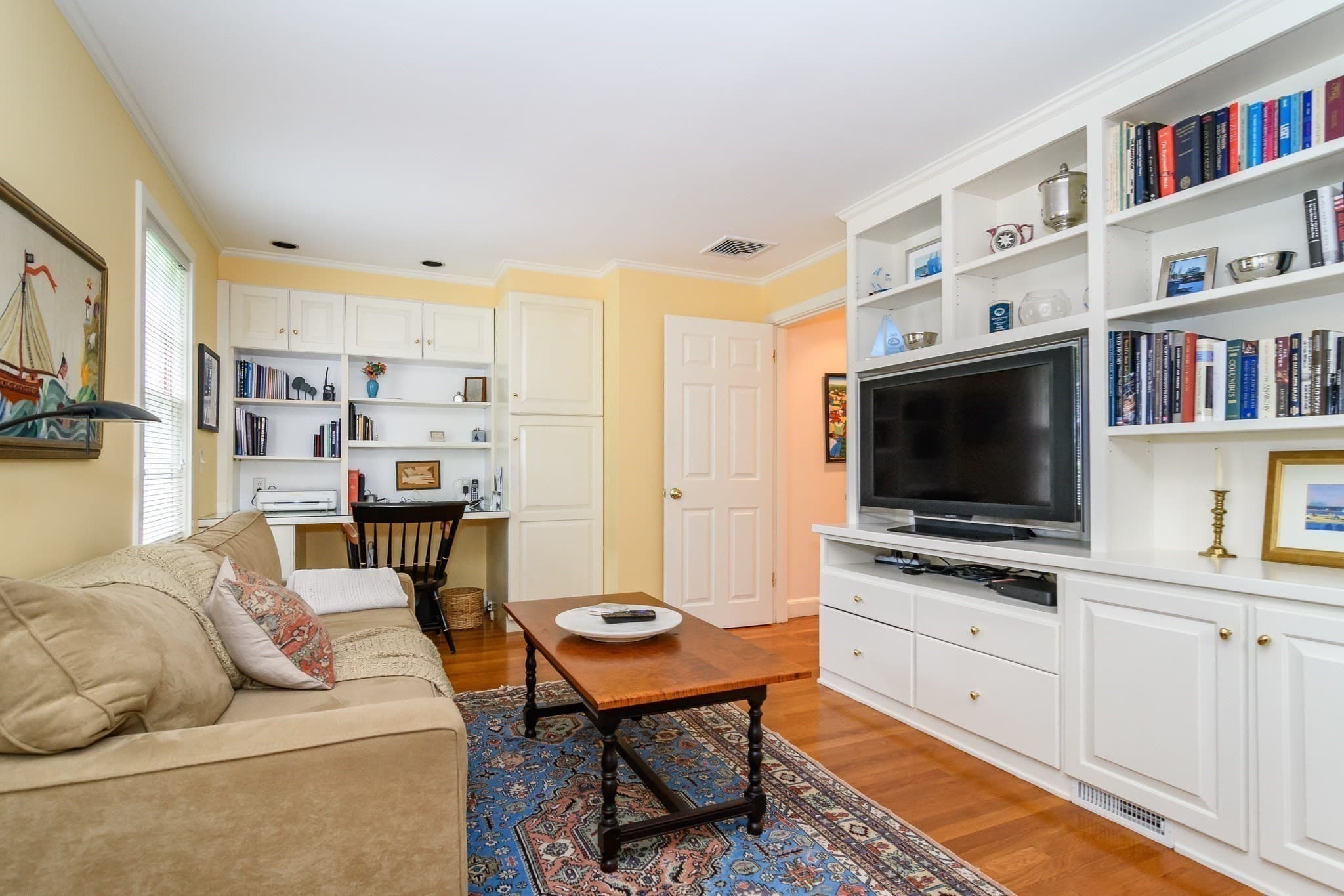 Single Family Residence at 186 Oakland Street, Wellesley MA 02481, Wellesley, photo 9 of 23