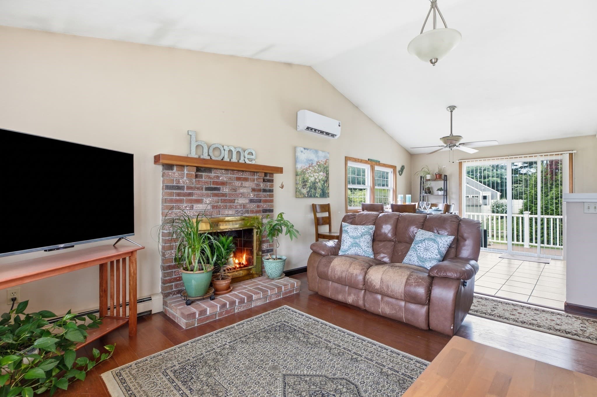 Single Family Residence at 6 Musket Rd, Seekonk MA 02771, Seekonk, photo 8 of 39