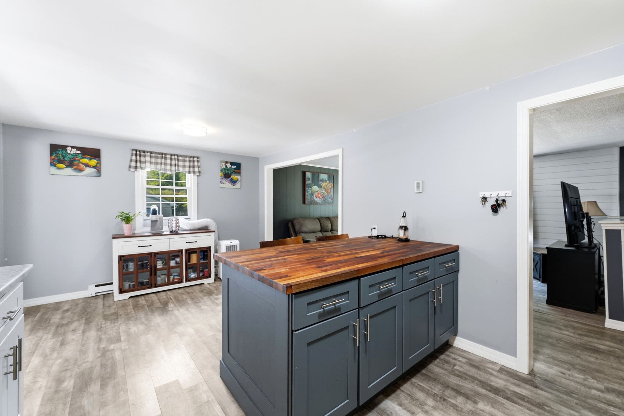 Single Family Residence at 112 Walker Road, Shirley MA 01464, Shirley, photo 10 of 41