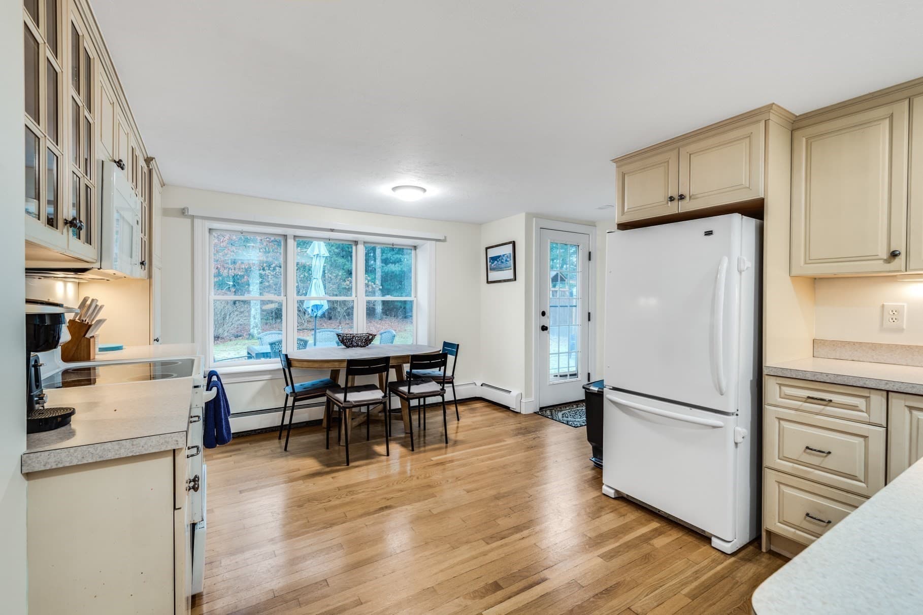 Single Family Residence at 329 Swift Ave, Barnstable MA 02655, Barnstable, photo 7 of 20