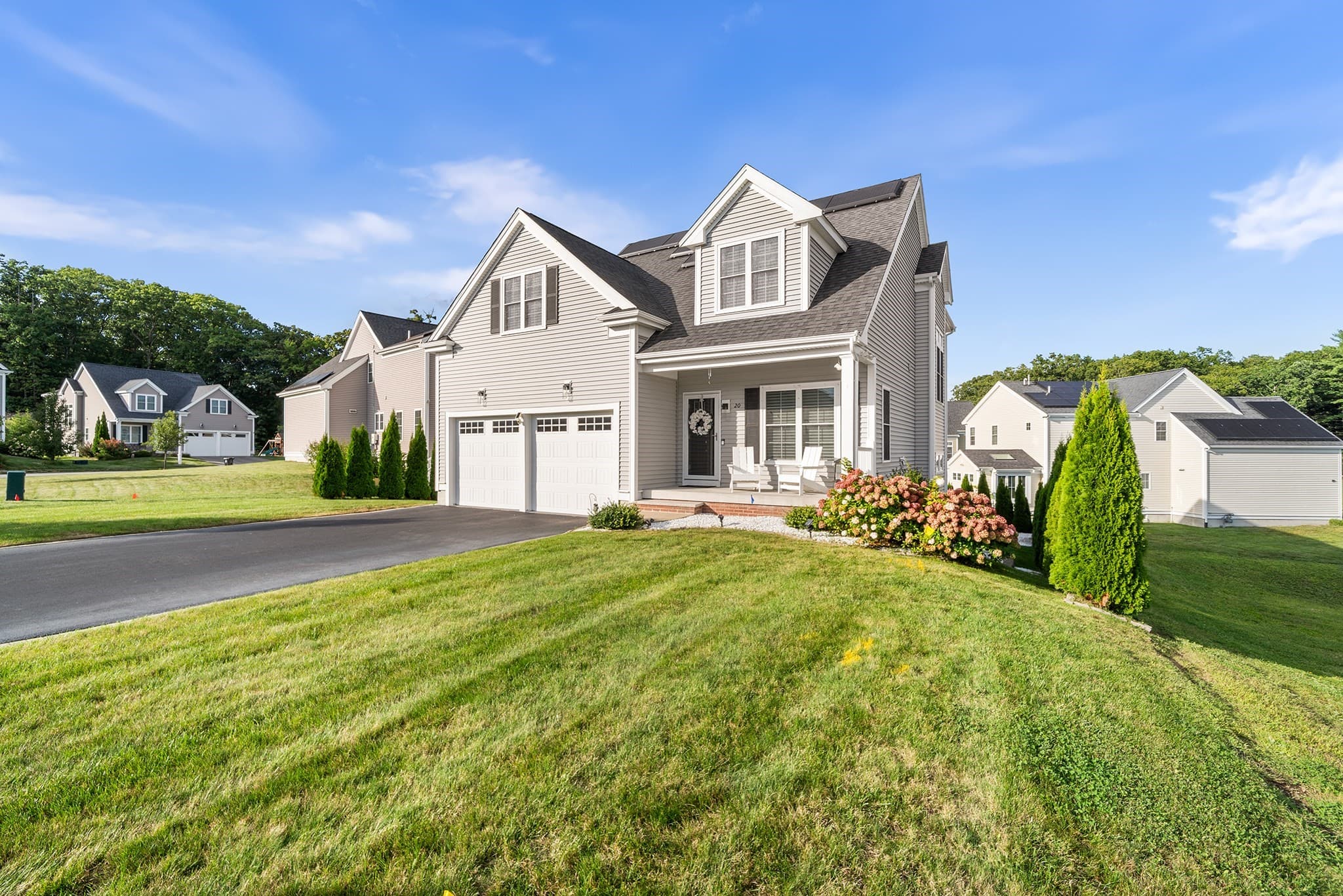 Single Family Residence at 20 Pheasant Run Ct, Wrentham MA 02093, Wrentham, photo 2 of 42