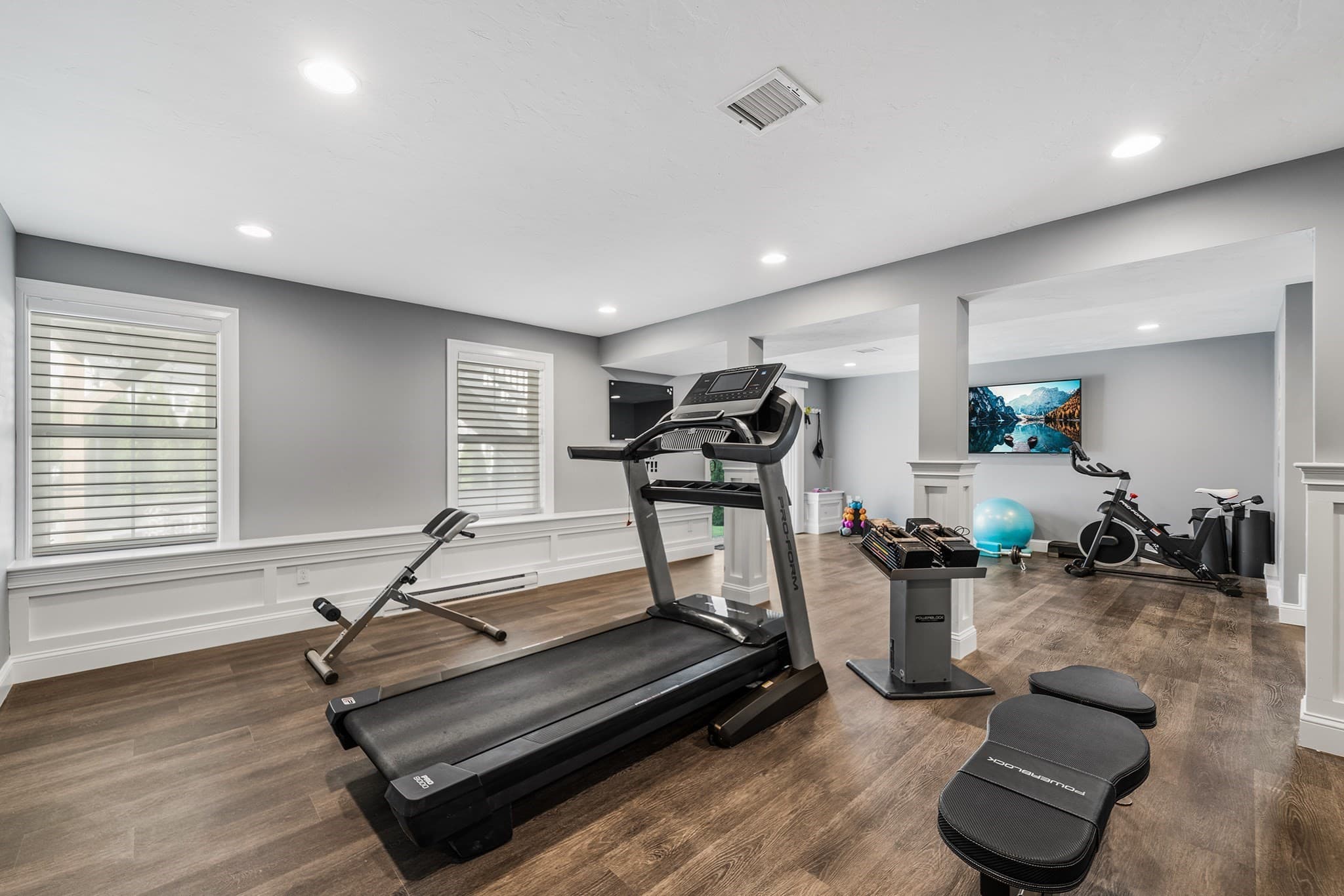Single Family Residence at 20 Pheasant Run Ct, Wrentham MA 02093, Wrentham, photo 30 of 42