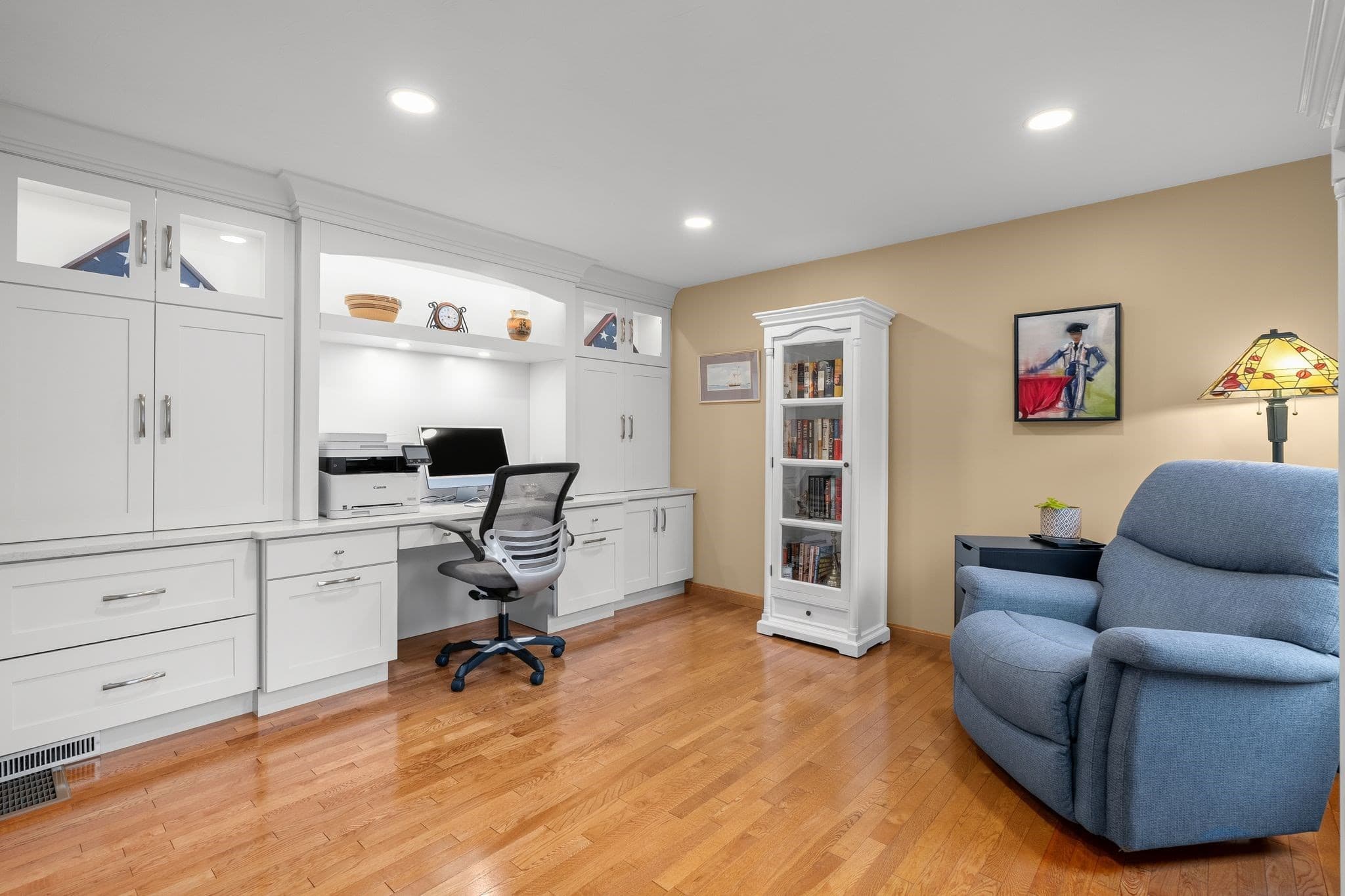 Single Family Residence at 13 Bayberry Rd, Raynham MA 02767, Raynham, photo 18 of 42