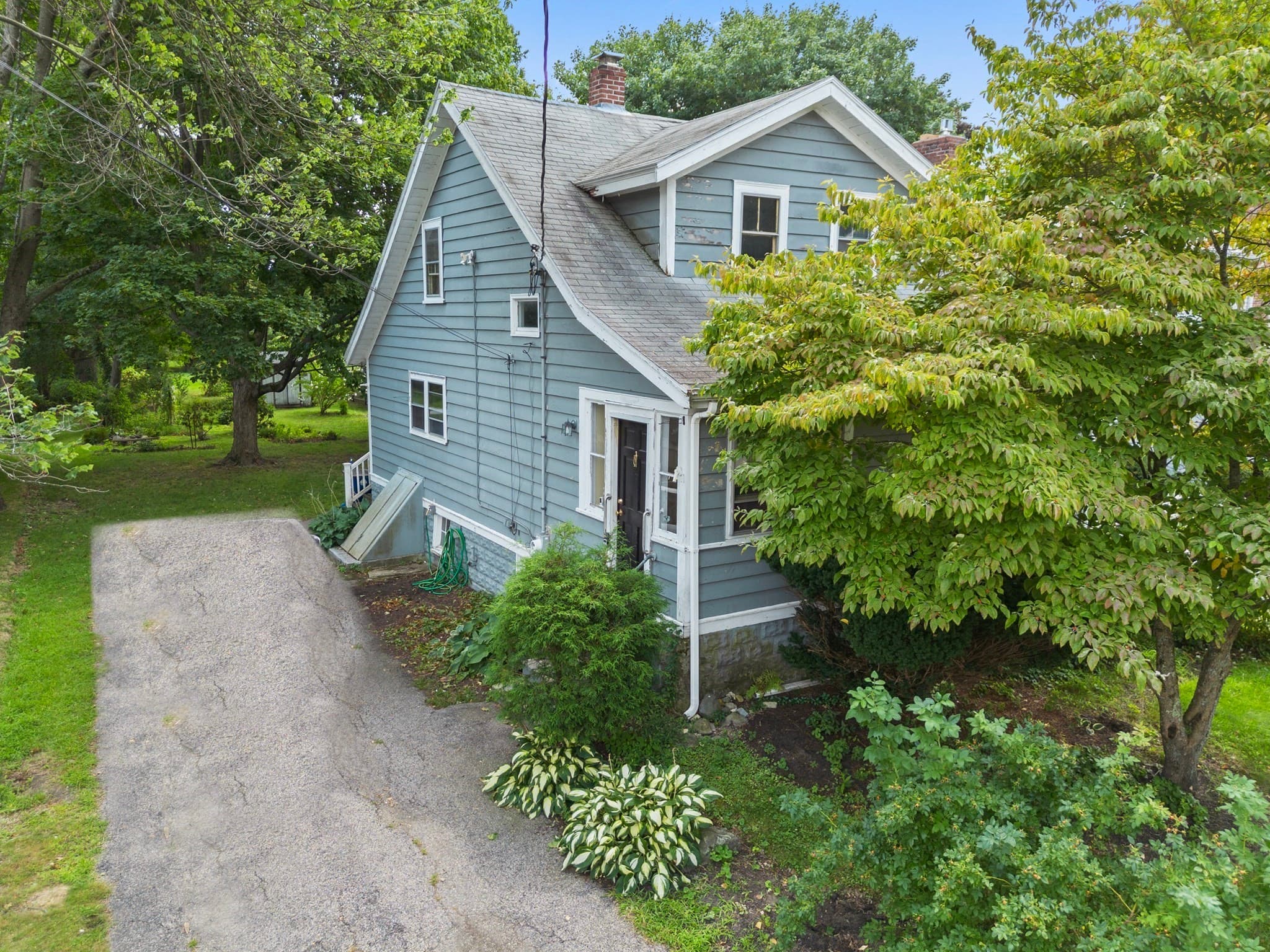 Single Family Residence at 72 Valleyfield St, Lexington MA 02421, Lexington, photo 2 of 8