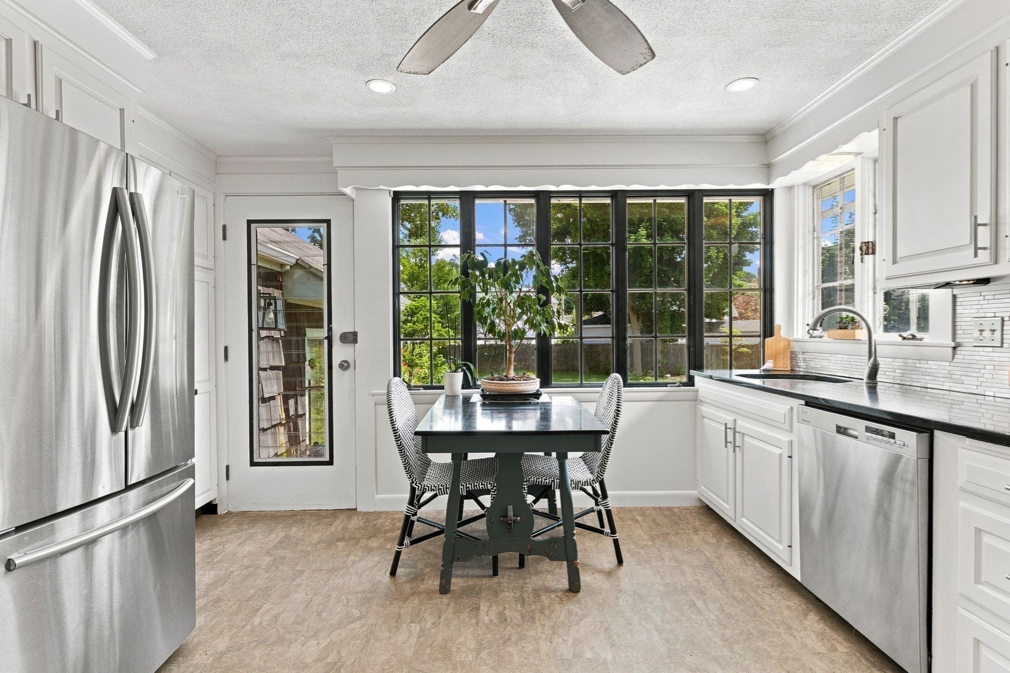 Single Family Residence at 92 Narragansett Rd, Quincy MA 02169, Quincy, photo 9 of 33