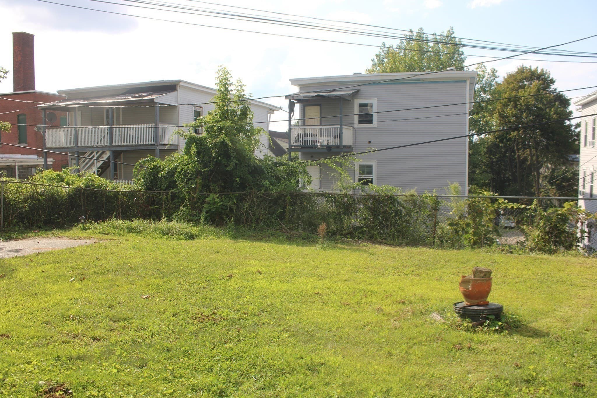 2 Family - 2 Units Up/Down at 10 Hollywood St, Worcester MA 01610, Worcester, photo 27 of 28