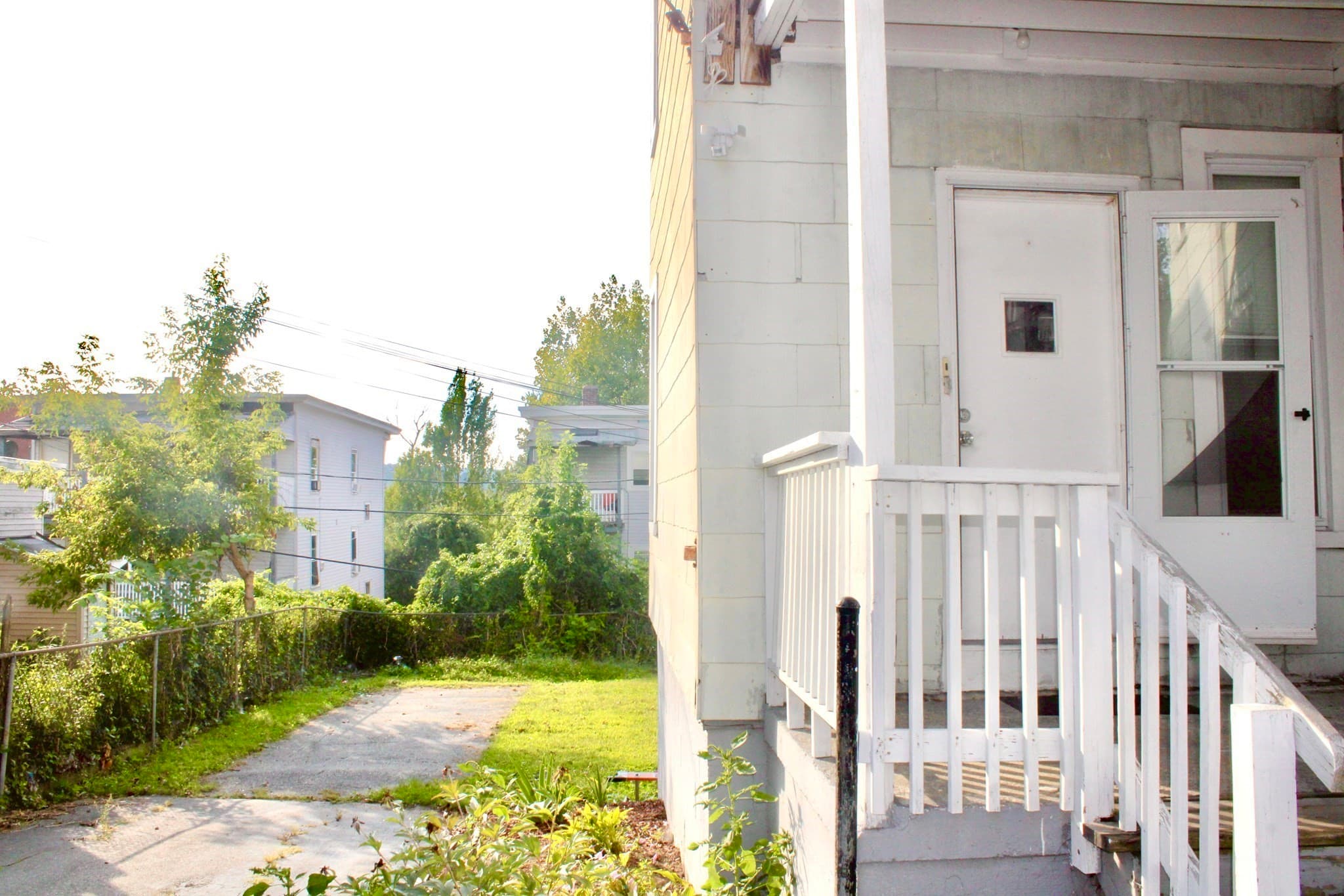 2 Family - 2 Units Up/Down at 10 Hollywood St, Worcester MA 01610, Worcester, photo 3 of 28