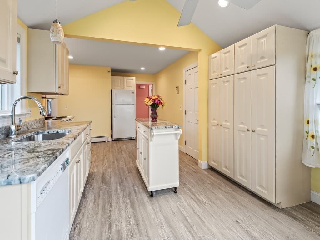 Single Family Residence at 18 Crown St, Spencer MA 01562, Spencer, photo 13 of 37