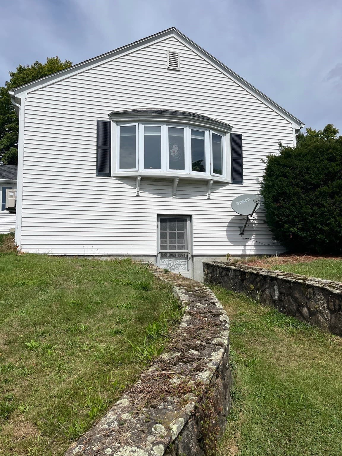 Single Family Residence at 18 Crown St, Spencer MA 01562, Spencer, photo 3 of 37