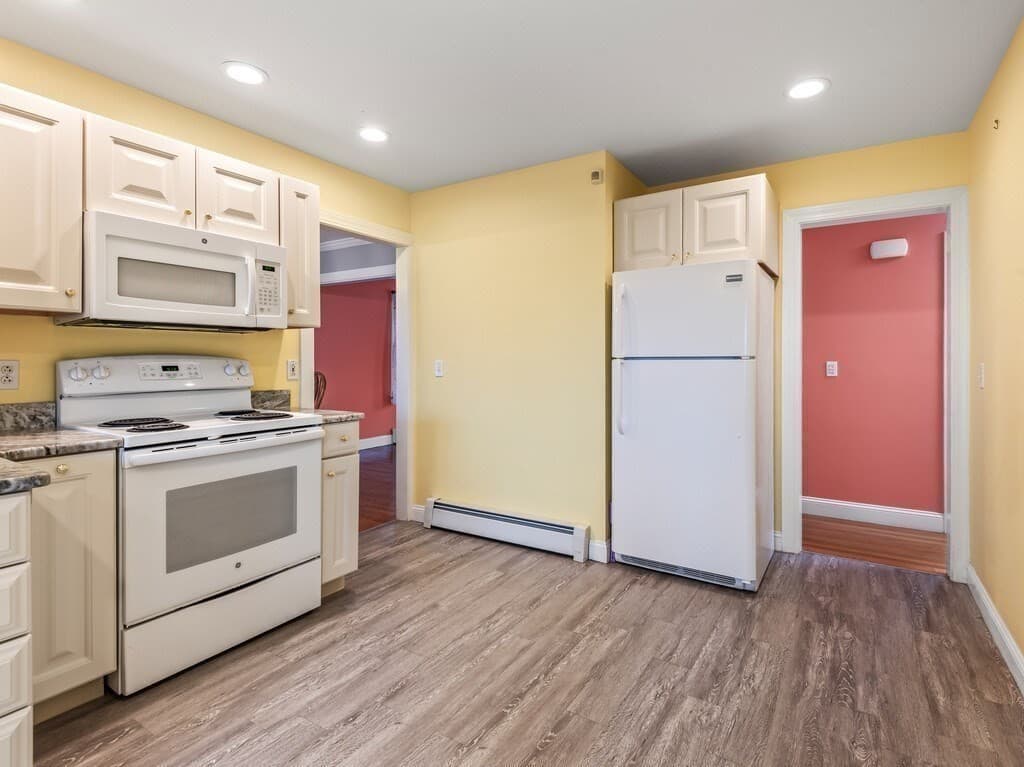 Single Family Residence at 18 Crown St, Spencer MA 01562, Spencer, photo 11 of 37