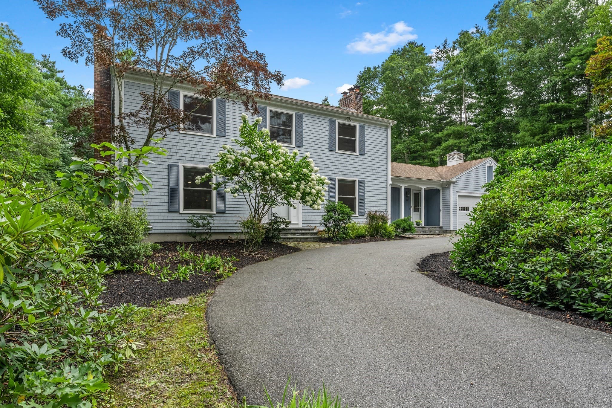 18 Indian Cove Rd, Marion MA 02738
