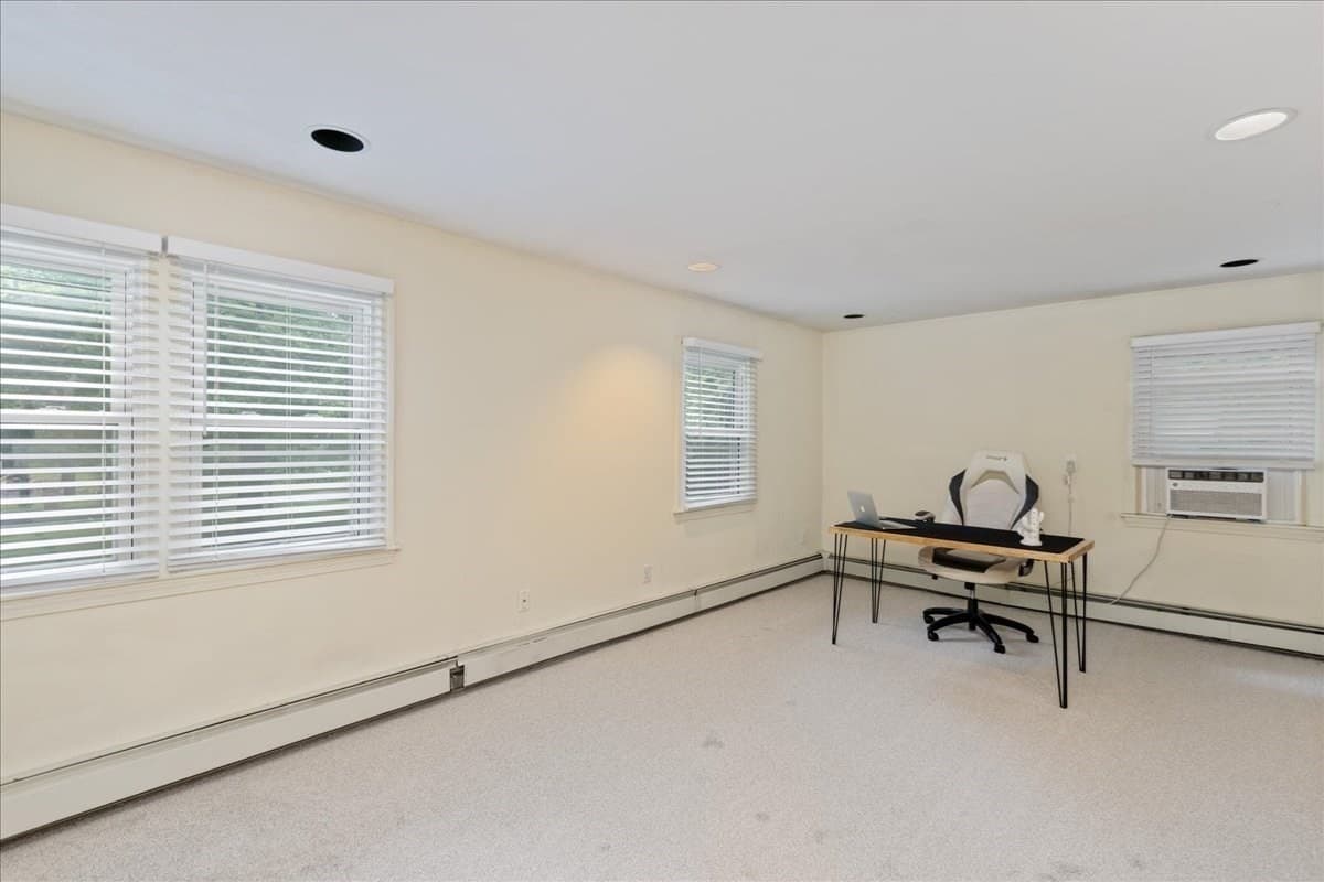 Single Family Residence at 5 Line Brook Rd, Atkinson NH 03811, Atkinson, photo 6 of 42