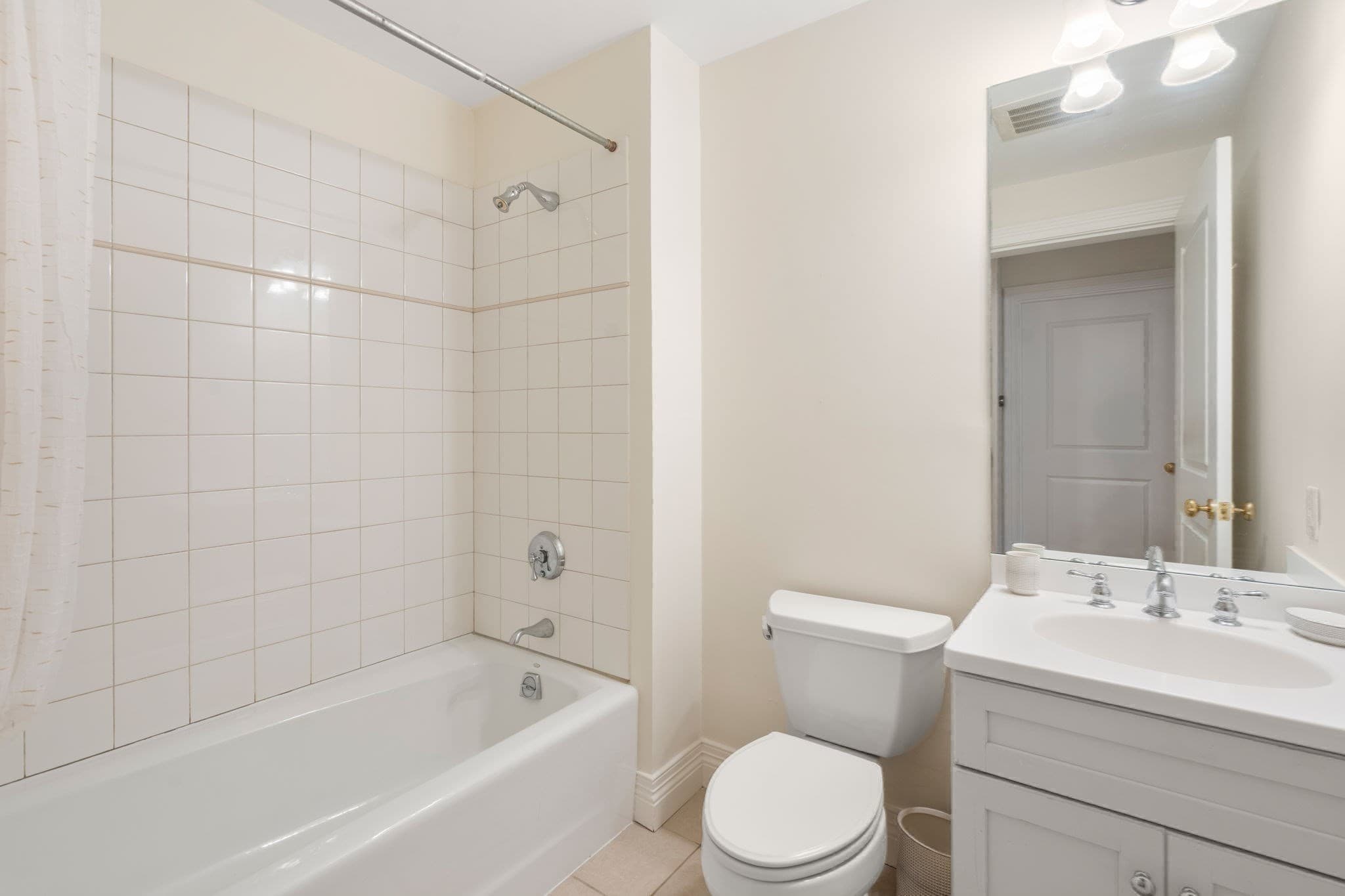 Condominium at 630 Hammond St # 104, Brookline MA 02467, Brookline, photo 17 of 18