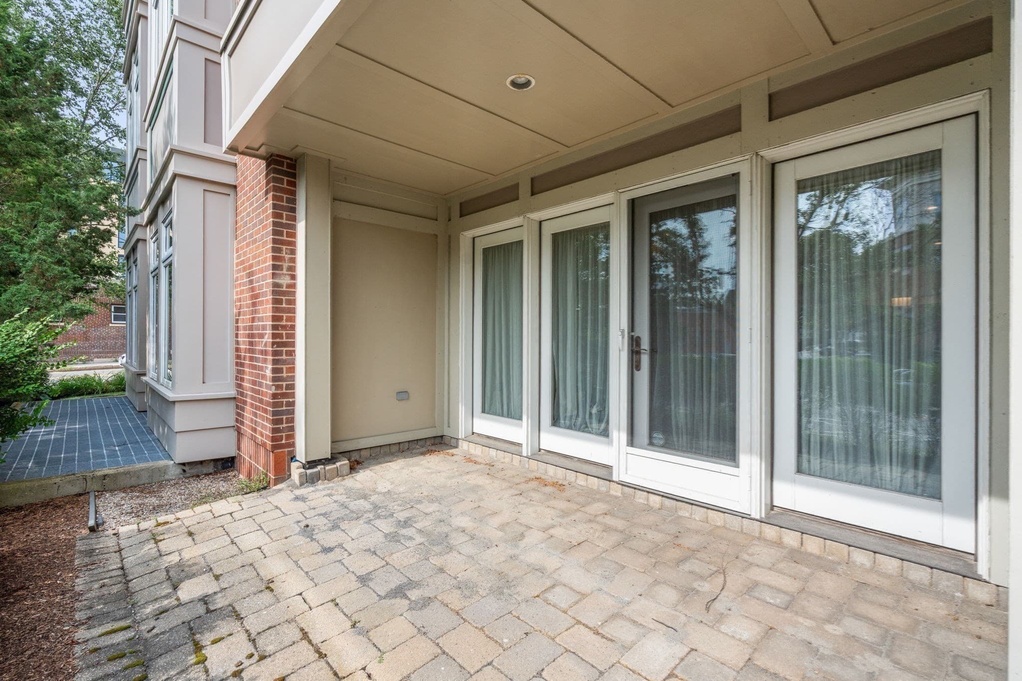 Condominium at 630 Hammond St # 104, Brookline MA 02467, Brookline, photo 12 of 18