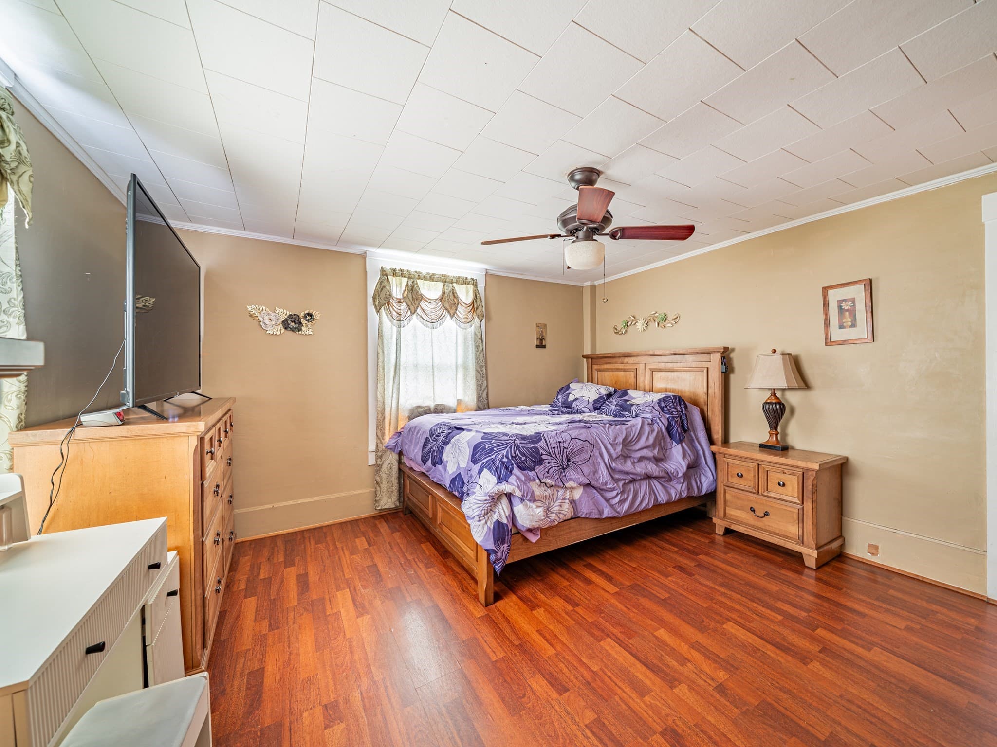 Single Family Residence at 20 Boutelle St, Fitchburg MA 01420, Fitchburg, photo 21 of 39