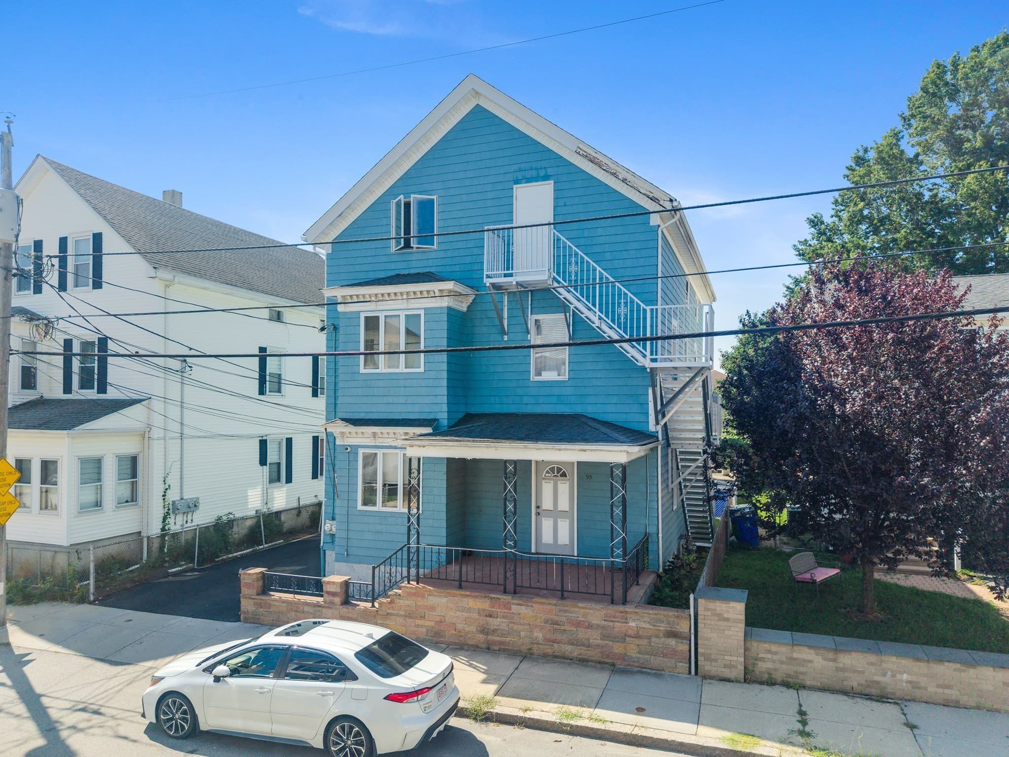 5-9 Family at 93-95 Buffinton St, Fall River MA 02721, Fall River, photo 40 of 41