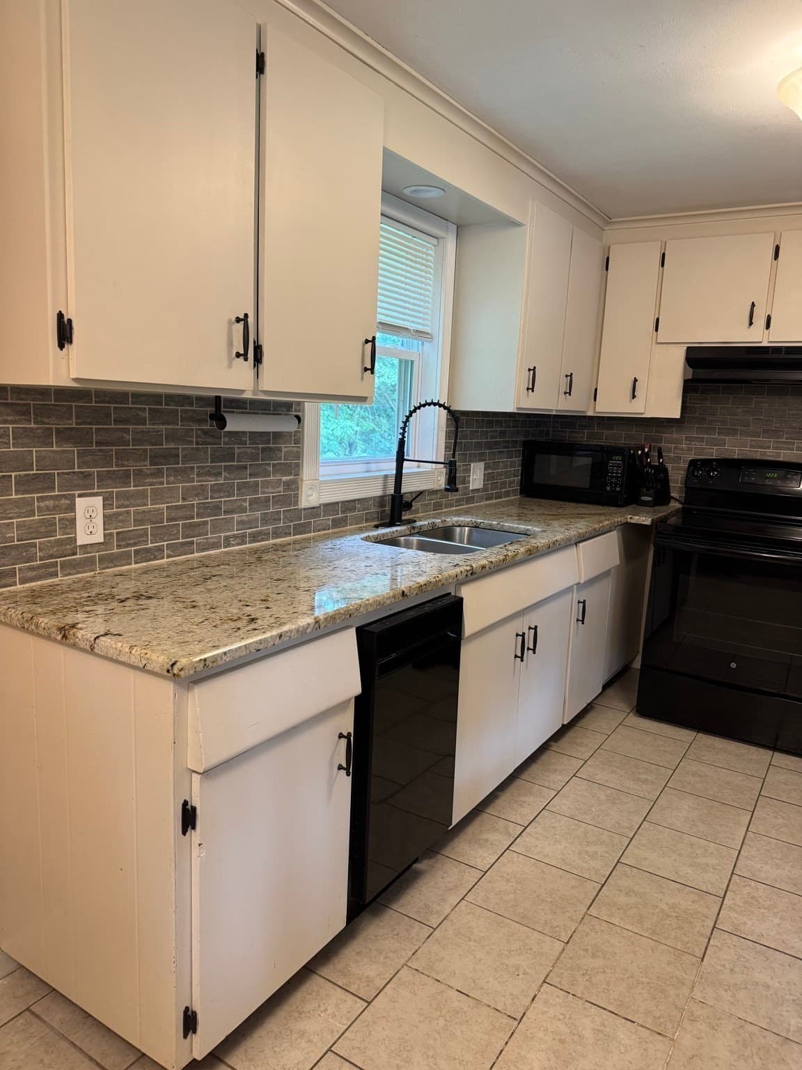 Single Family Residence at 143 Skyridge Street, Ludlow MA 01056, Ludlow, photo 9 of 23