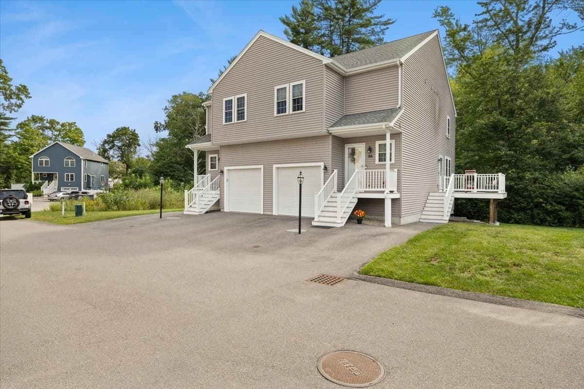 Condominium at 55 Hamlen Street # 5A, Taunton MA 02780, photo 2 of 33