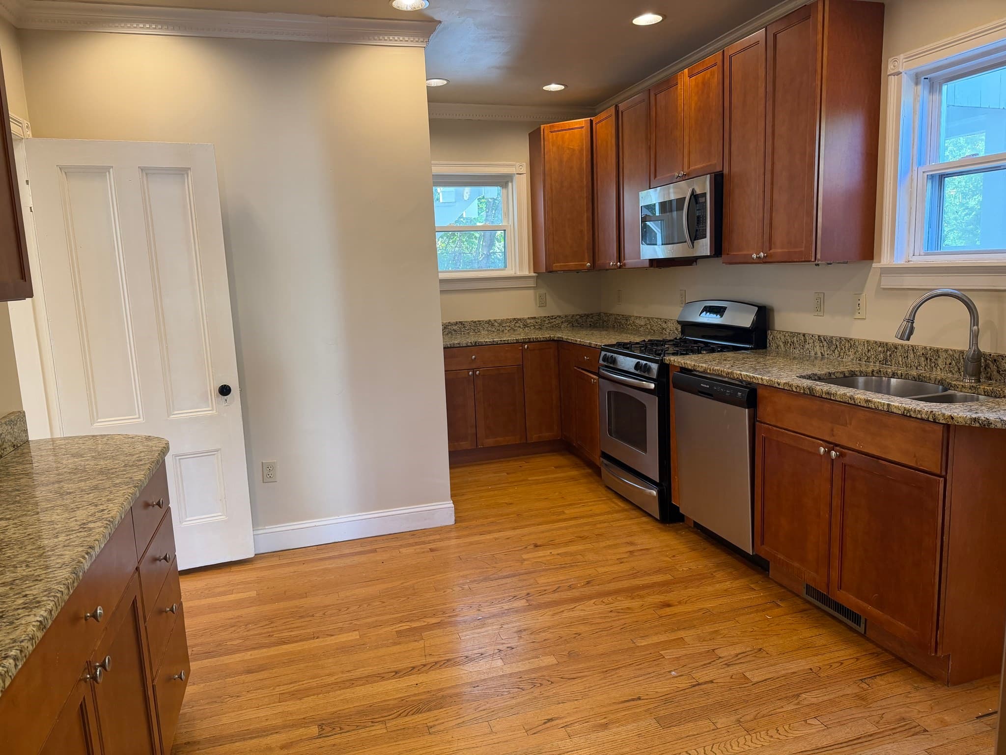 Single Family Residence at 4 Barstow St., Boston MA 02134, photo 10 of 29
