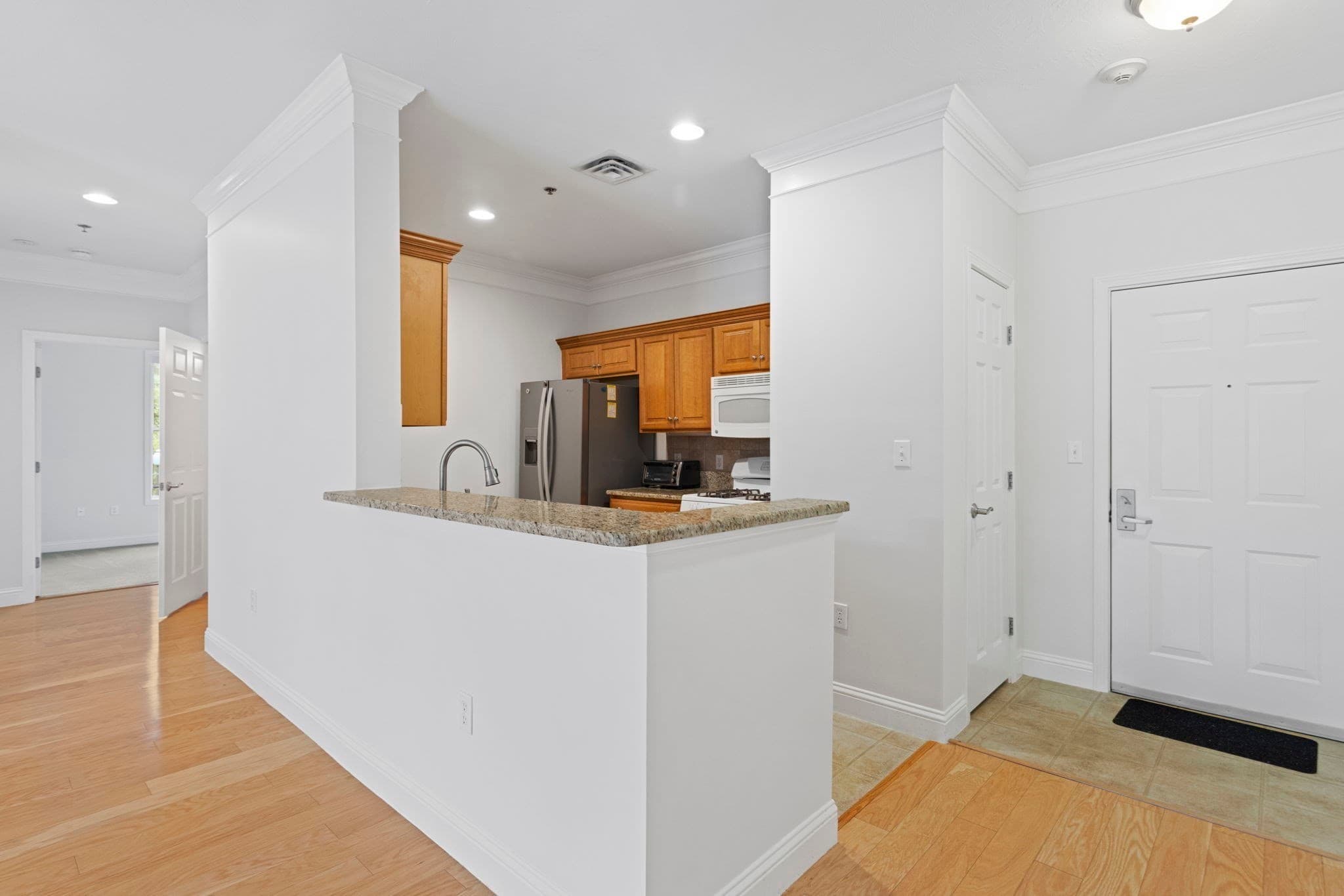 Condominium at 1481 Phillips Rd # 1103, New Bedford MA 02745, New Bedford, photo 8 of 42