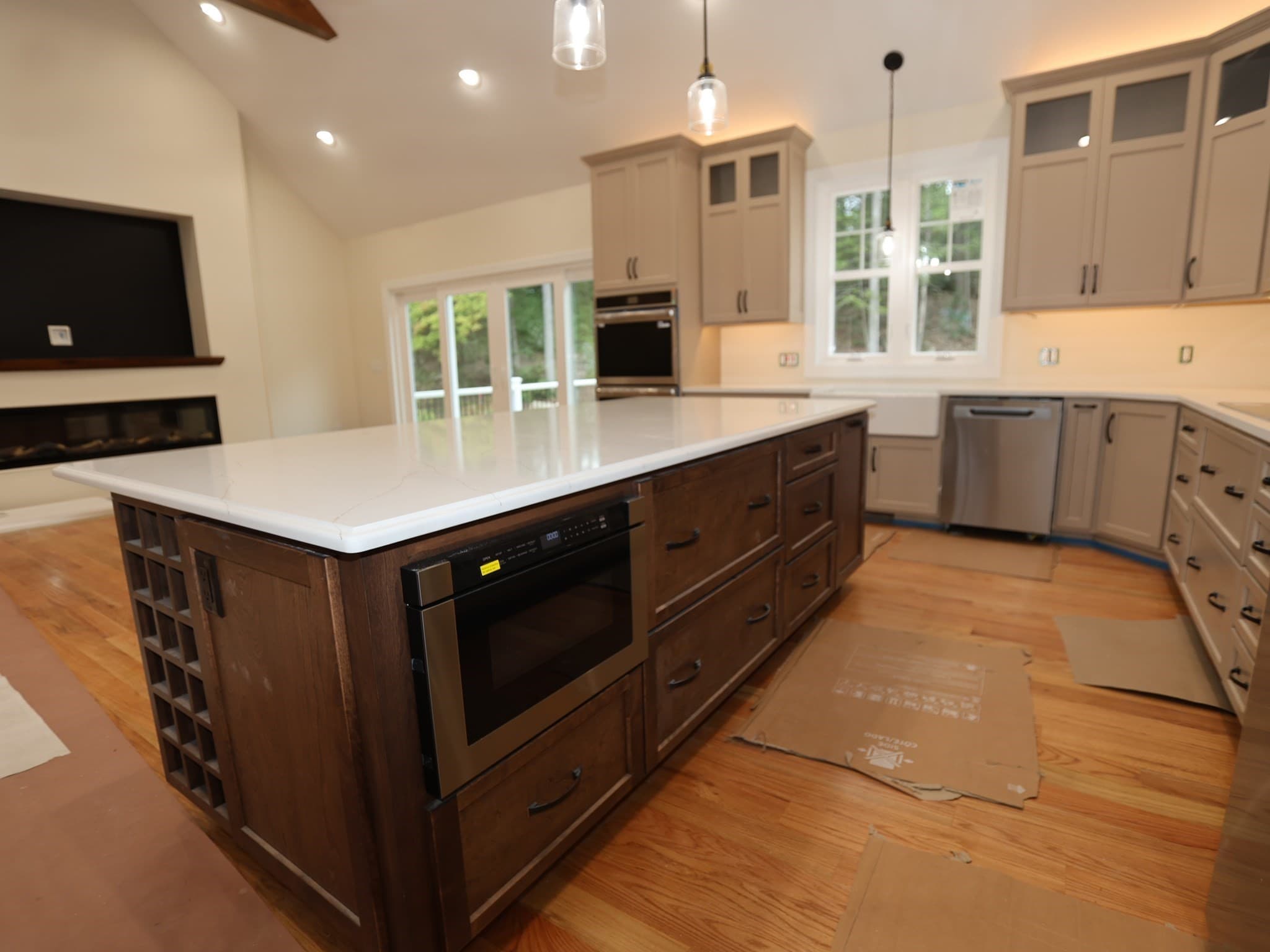Single Family Residence at 558 Haynes St., Sturbridge MA 01566, Sturbridge, photo 5 of 31