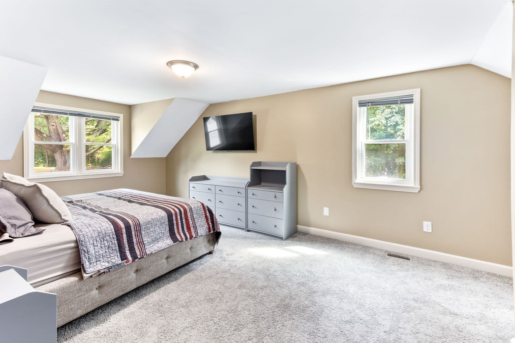 Condex at 82 Paine # 82, Bellingham MA 02019, photo 23 of 38
