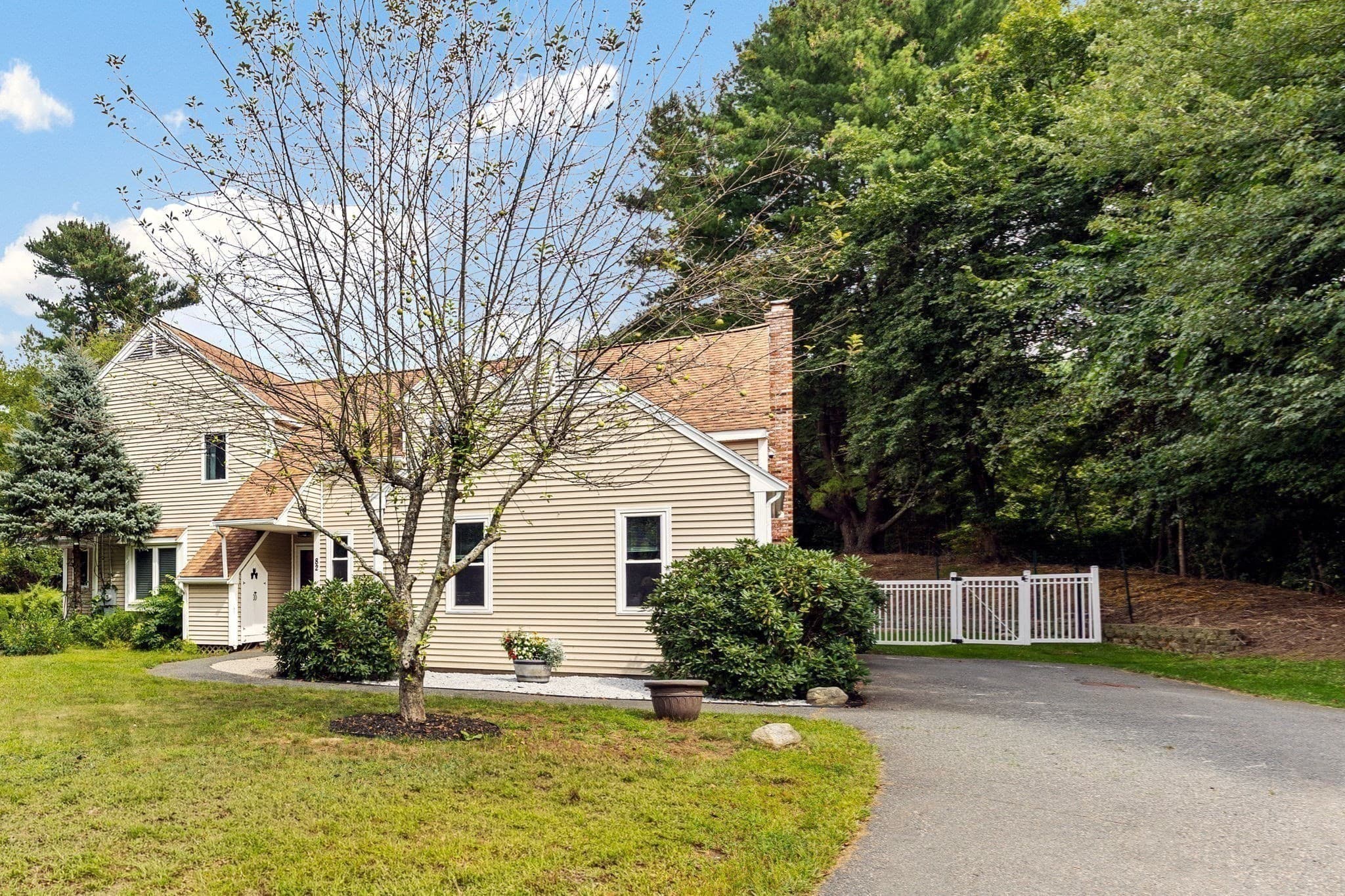 Condex at 82 Paine # 82, Bellingham MA 02019, photo 33 of 38