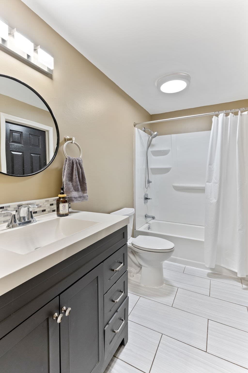 Condex at 82 Paine # 82, Bellingham MA 02019, photo 18 of 38