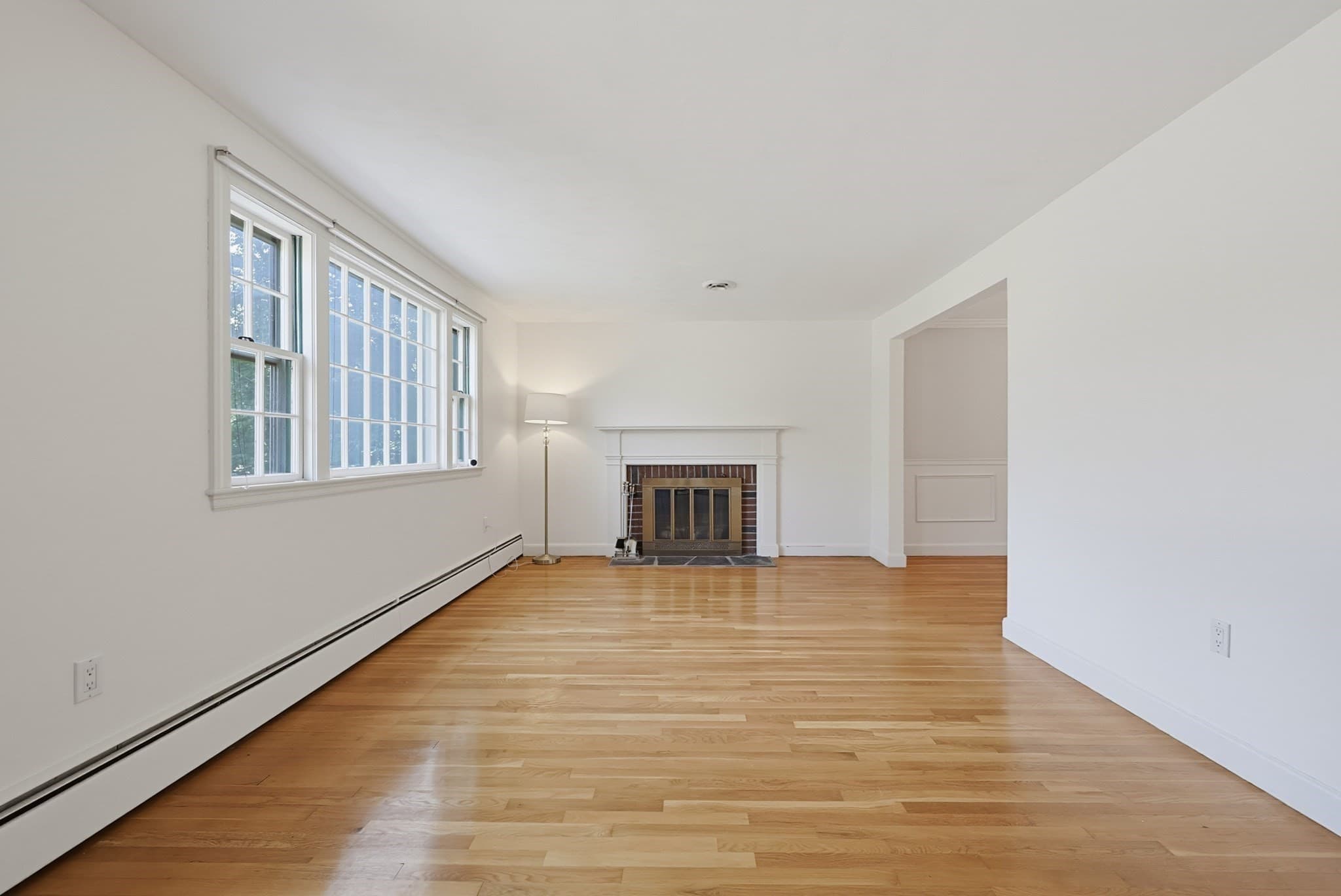 Single Family Residence at 7 Cheryl Dr, Foxboro MA 02035, Foxboro, photo 5 of 42