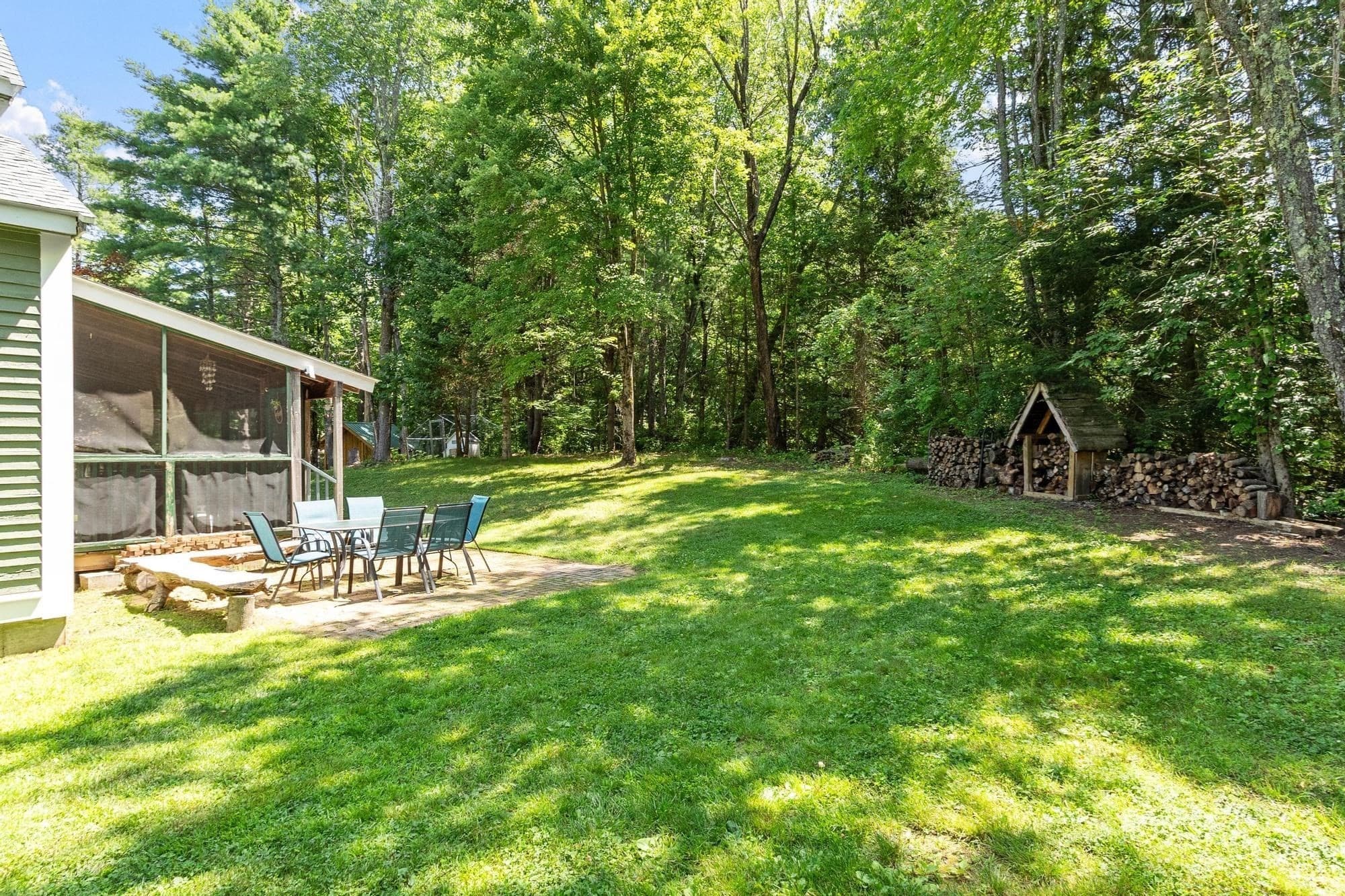 Single Family Residence at 27 Natty Pond Dr, Hubbardston MA 01452, Hubbardston, photo 32 of 41