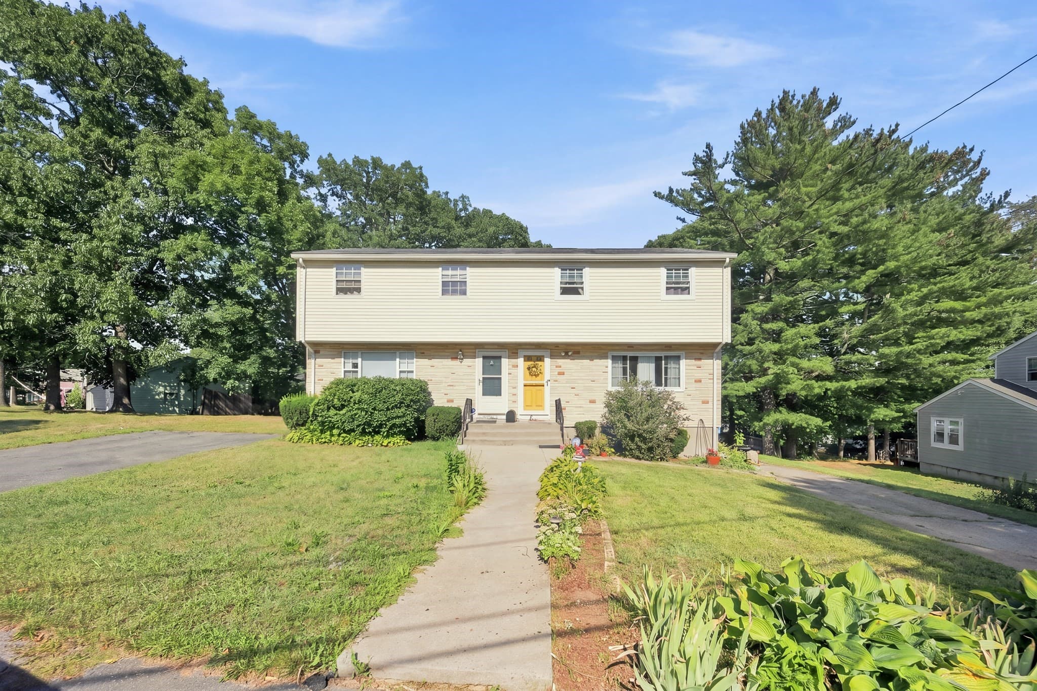 75 Mark Ter # 75, Randolph MA 02368