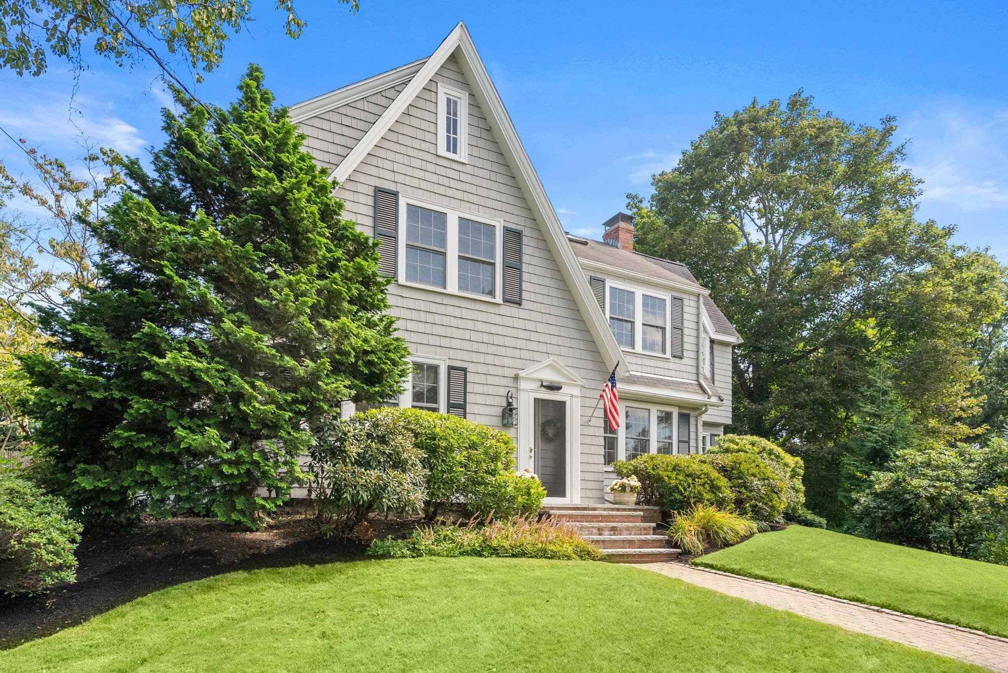 Single Family Residence at 11 Hillcrest Rd, Marblehead MA 01945, Marblehead, photo 33 of 41