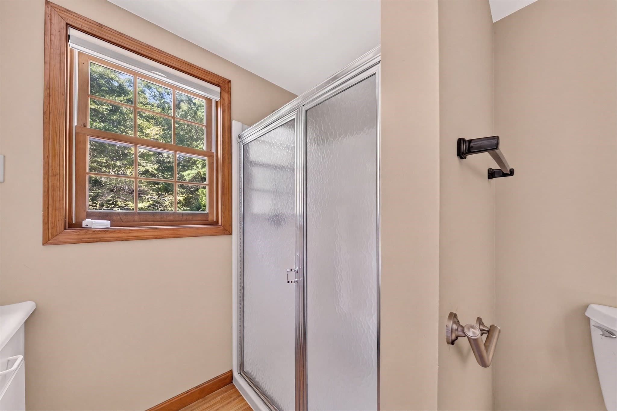 Single Family Residence at 32 Slades Farm Ln, Dartmouth MA 02748, Dartmouth, photo 27 of 39