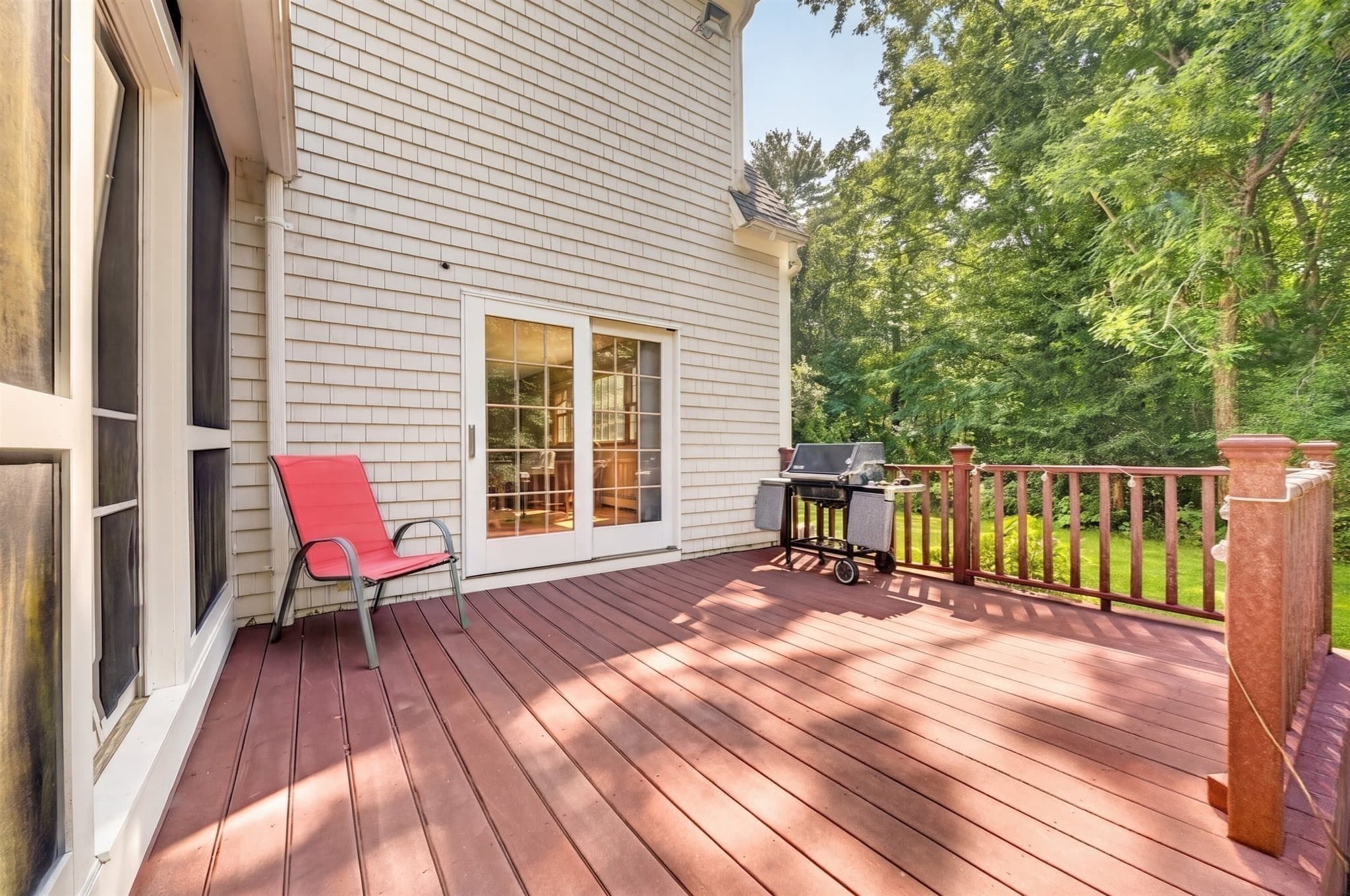 Single Family Residence at 32 Slades Farm Ln, Dartmouth MA 02748, Dartmouth, photo 35 of 39
