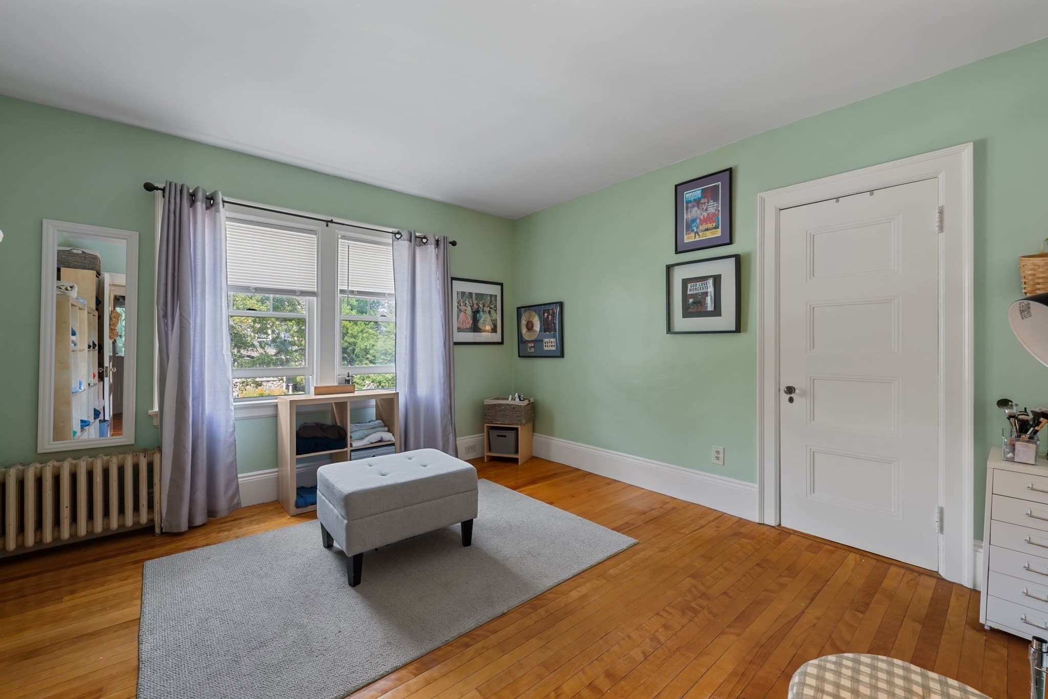 Single Family Residence at 25 Kenwood Ave, Worcester MA 01605, Worcester, photo 24 of 39