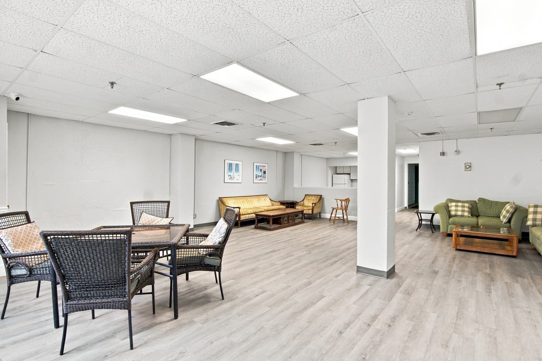 Condominium at 26 School St # 204, Hull MA 02045, Hull, photo 34 of 36