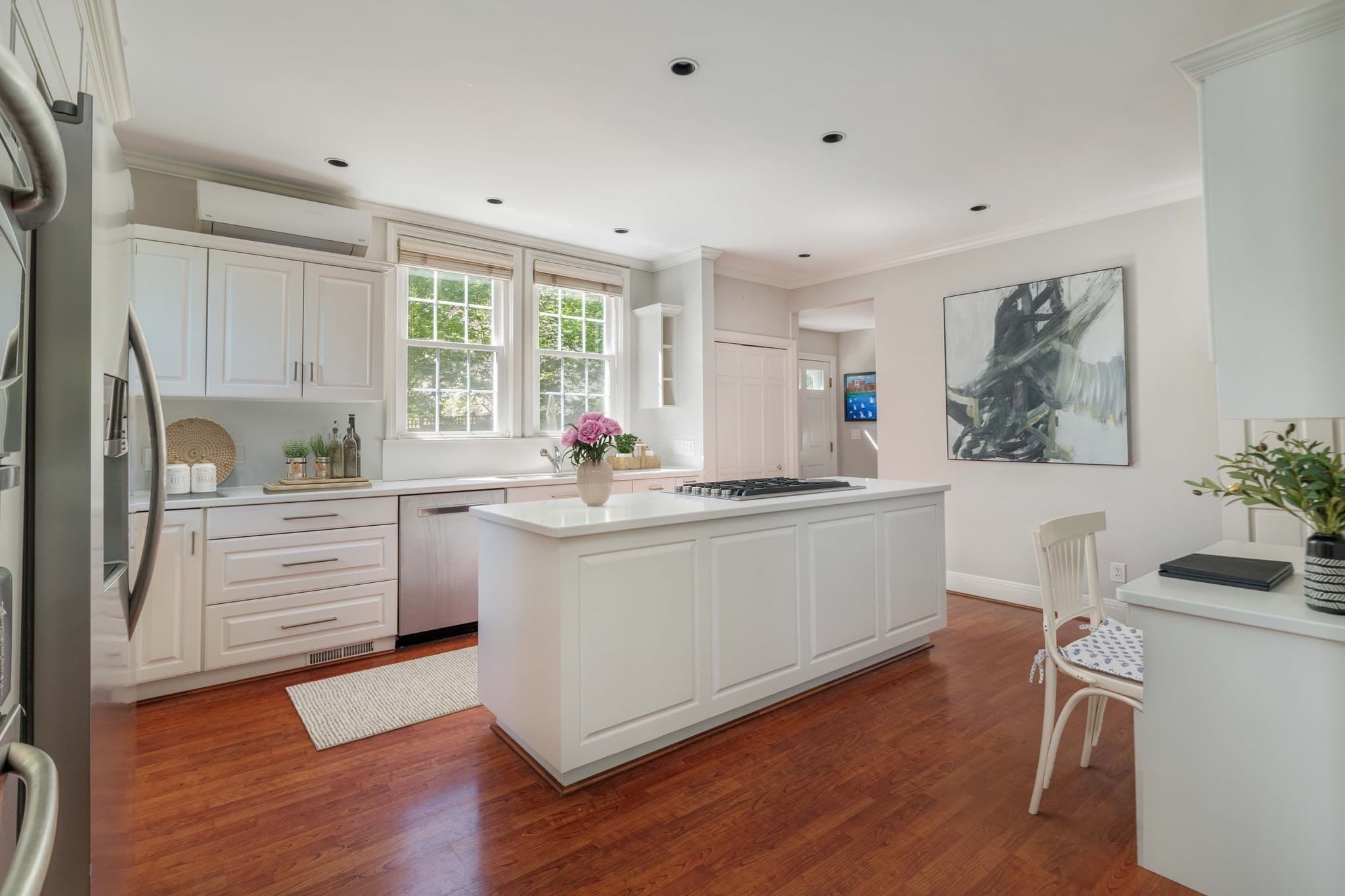 Single Family Residence at 17 Chesham Road, Brookline MA 02445, Brookline, photo 7 of 28