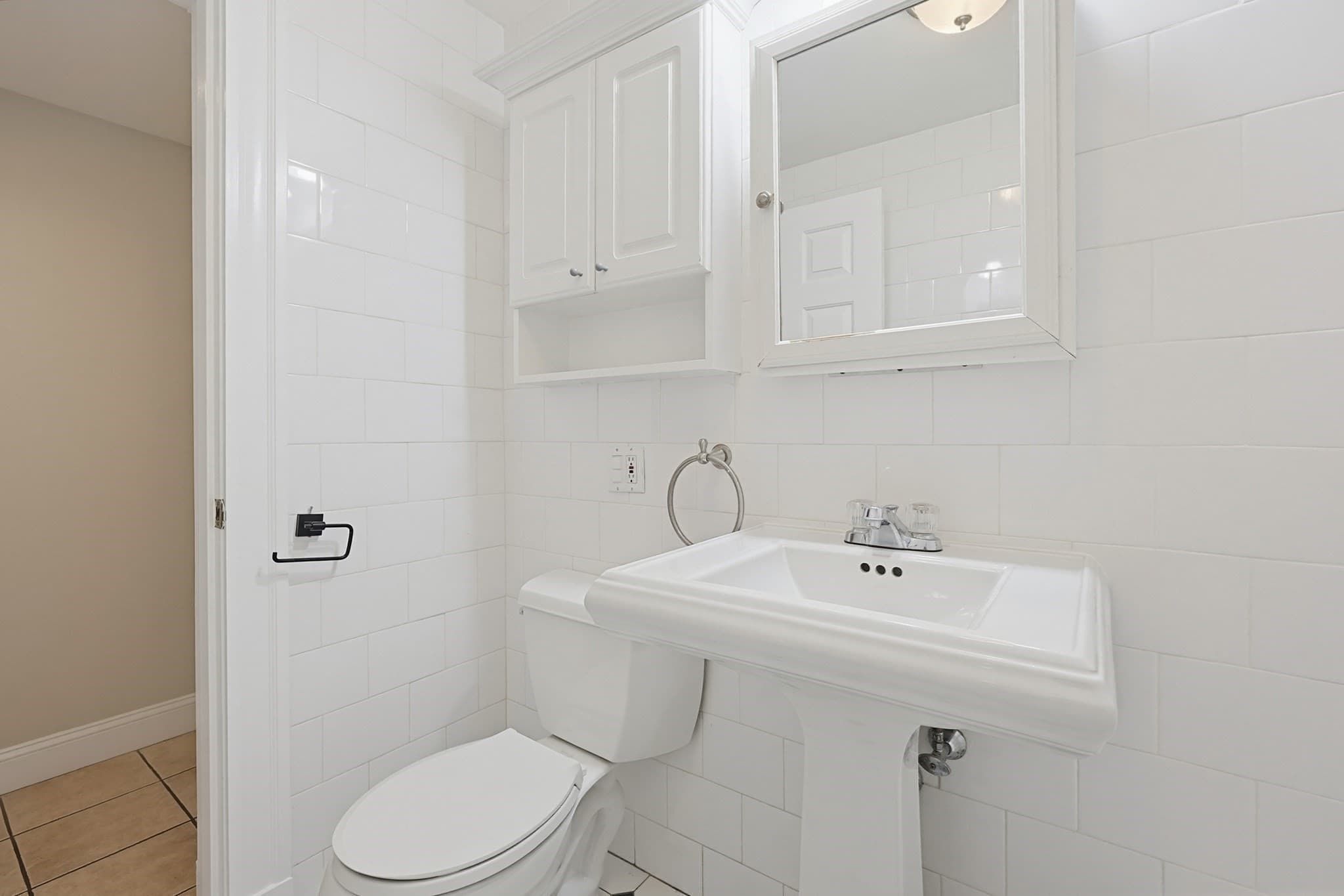 Condominium at 30 Cushing St # B, Cambridge MA 02138, Cambridge, photo 9 of 25