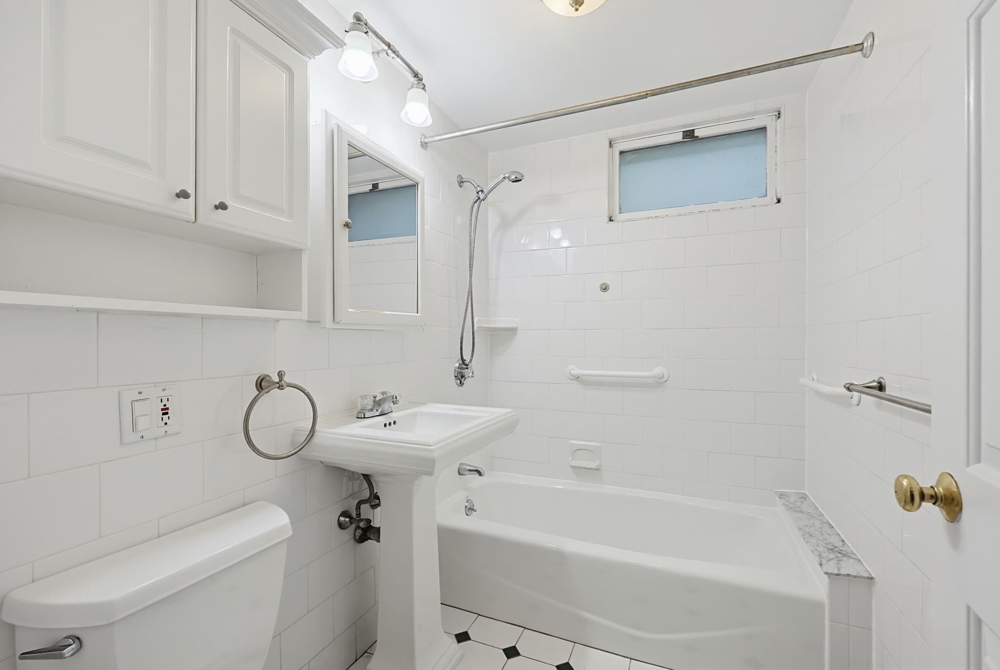 Condominium at 30 Cushing St # B, Cambridge MA 02138, Cambridge, photo 10 of 25