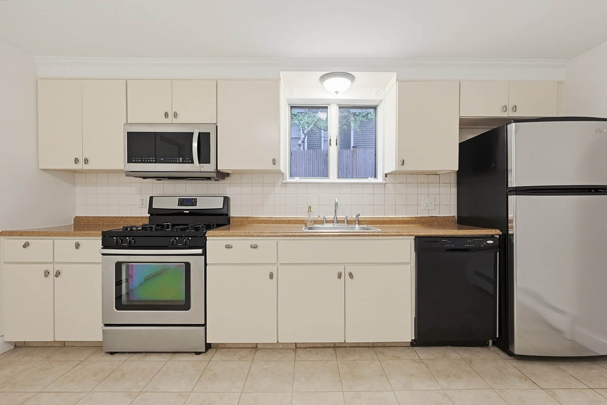 Condominium at 30 Cushing St # B, Cambridge MA 02138, Cambridge, photo 21 of 25