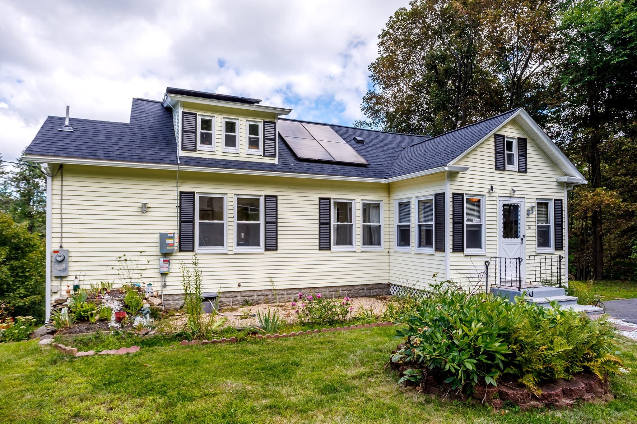 Single Family Residence at 36 Leominster Street, Westminster MA 01473, Westminster, photo 2 of 42