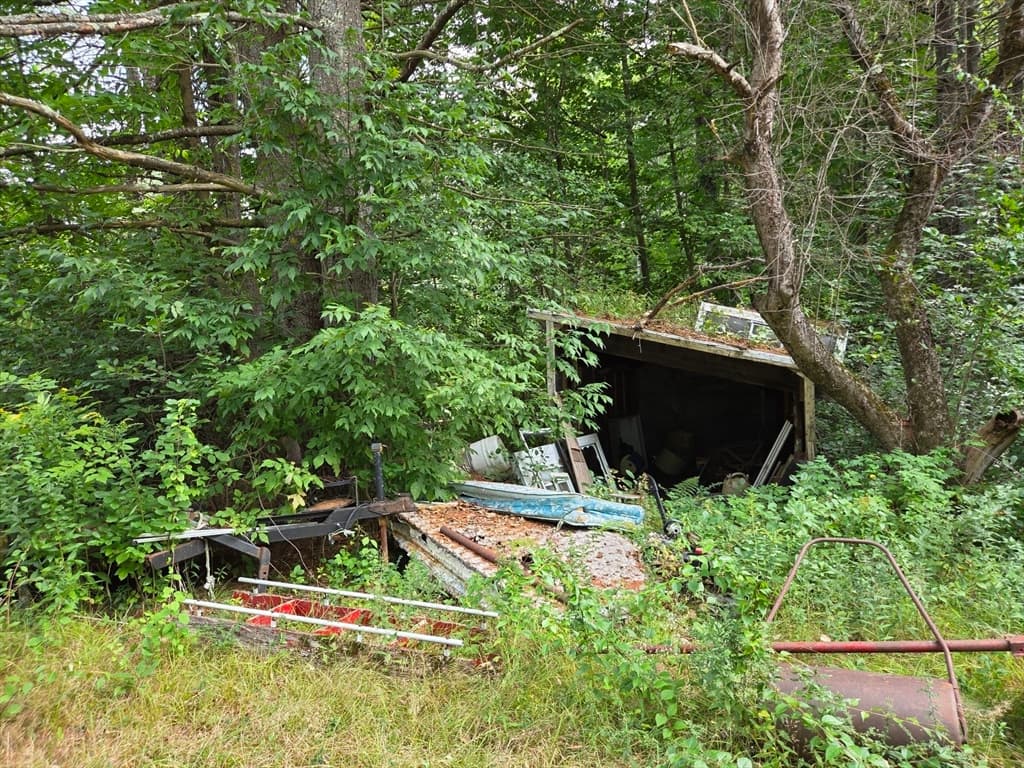Single Family Residence at 92 Fitchburg Road, Ashburnham MA 01430, photo 6 of 14