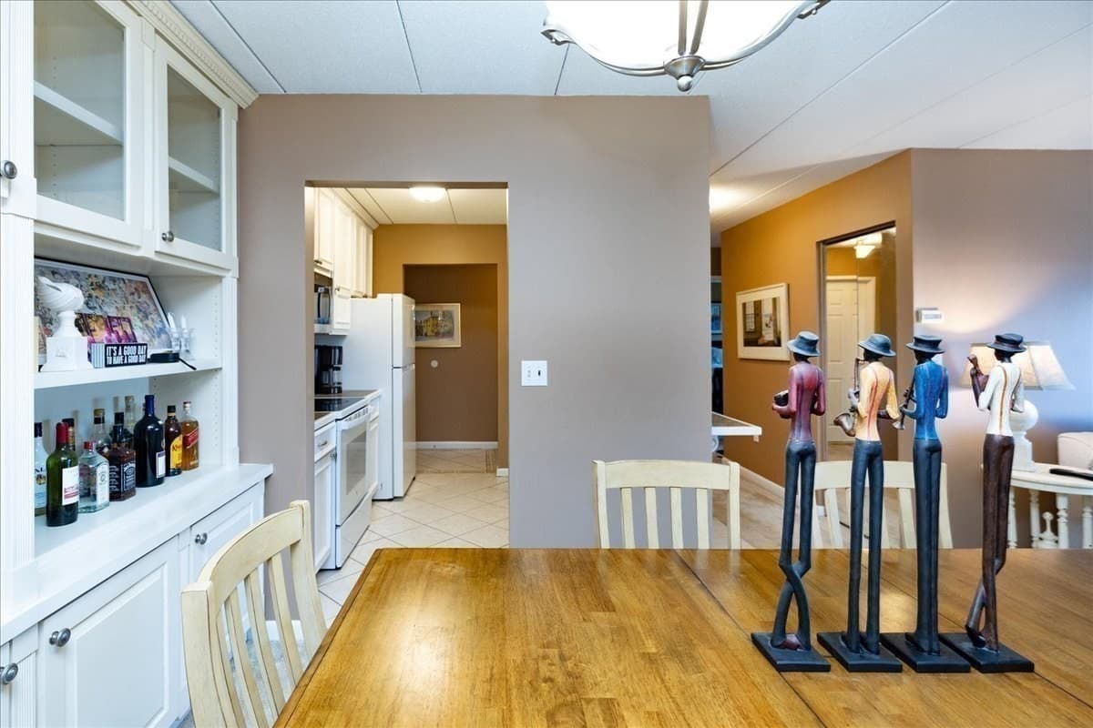 Condominium at 10 Norman Street # 502, Salem MA 01970, Salem, photo 29 of 38
