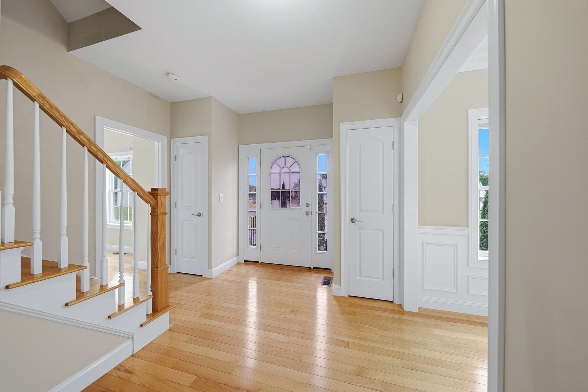 Single Family Residence at 52 Regency Dr, Dracut MA 01826, Dracut, photo 17 of 42