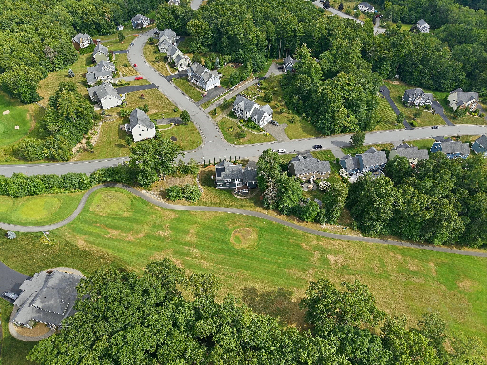Single Family Residence at 52 Regency Dr, Dracut MA 01826, Dracut, photo 39 of 42