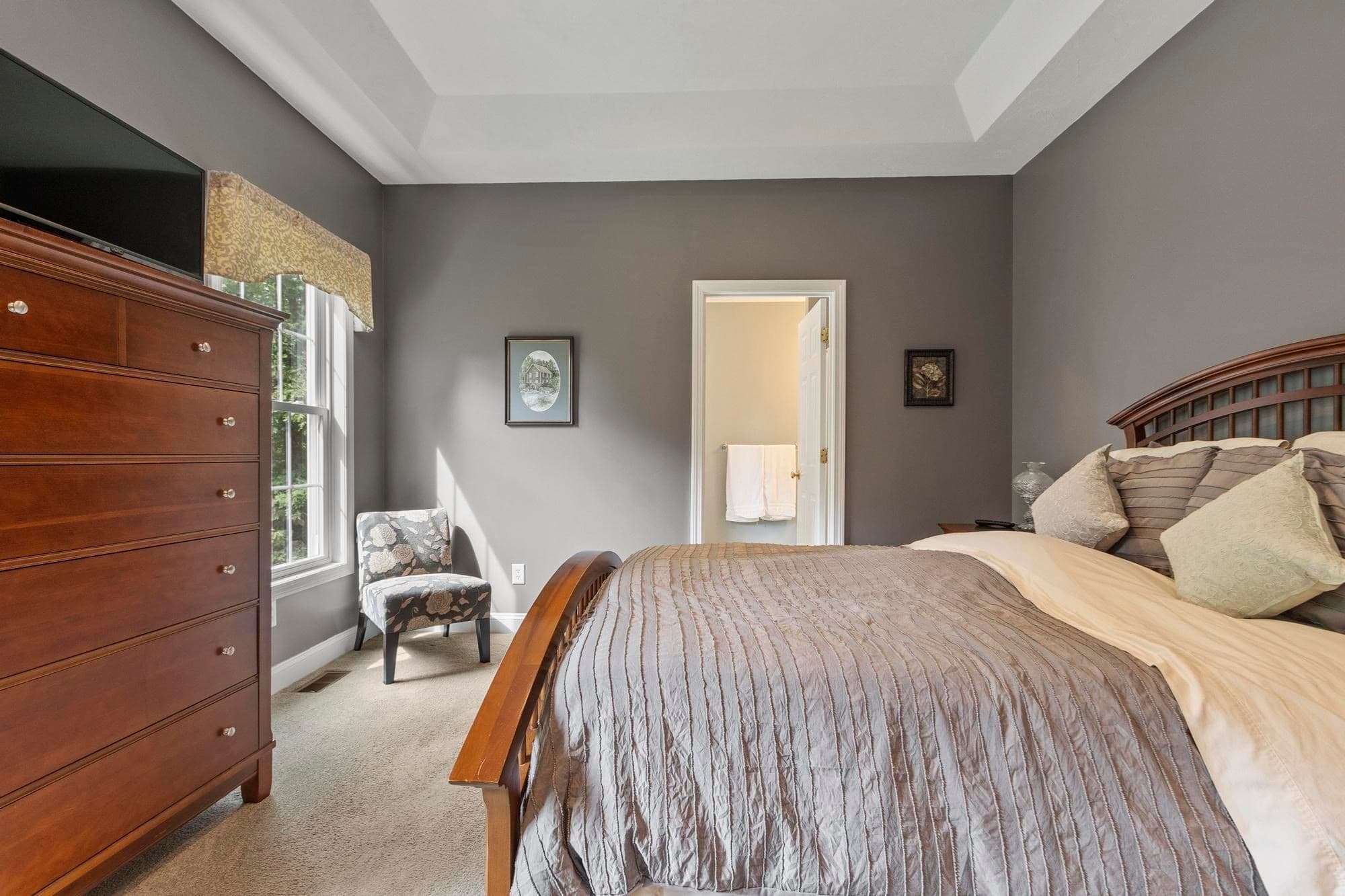 Single Family Residence at 6 Pheasant Hill Ln, Sterling MA 01564, Sterling, photo 18 of 42