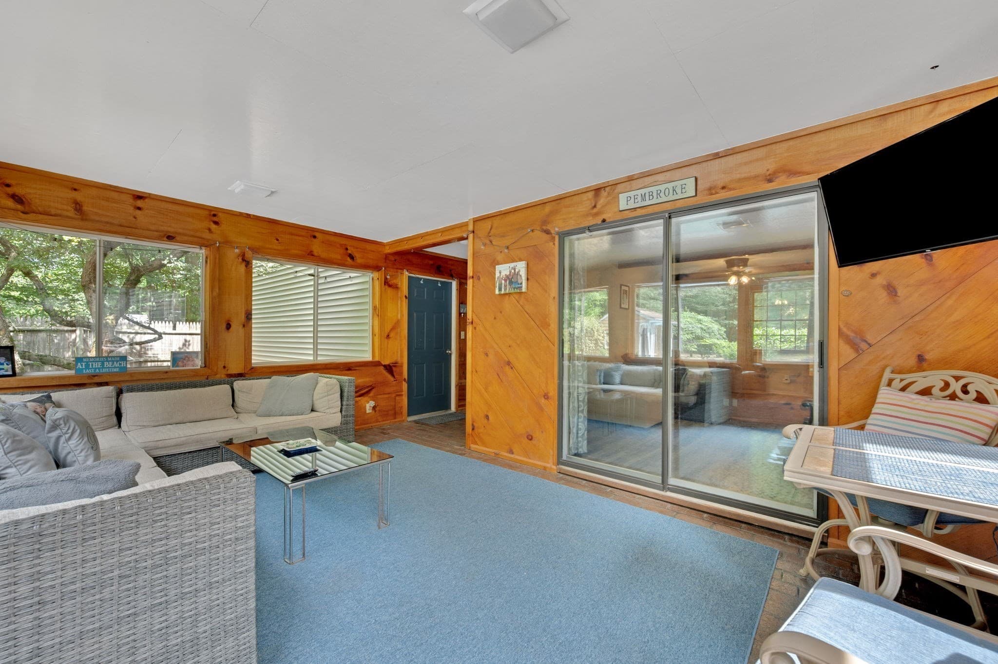 Single Family Residence at 86 Edgewater Dr, Pembroke MA 02359, Pembroke, photo 6 of 37
