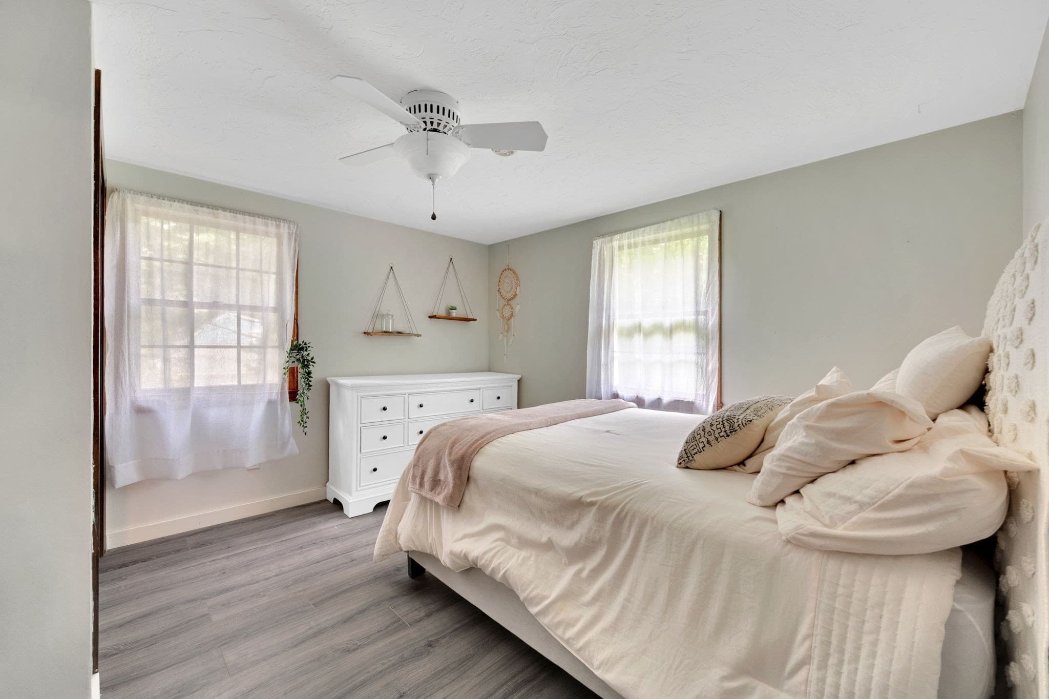 Single Family Residence at 86 Edgewater Dr, Pembroke MA 02359, Pembroke, photo 22 of 37