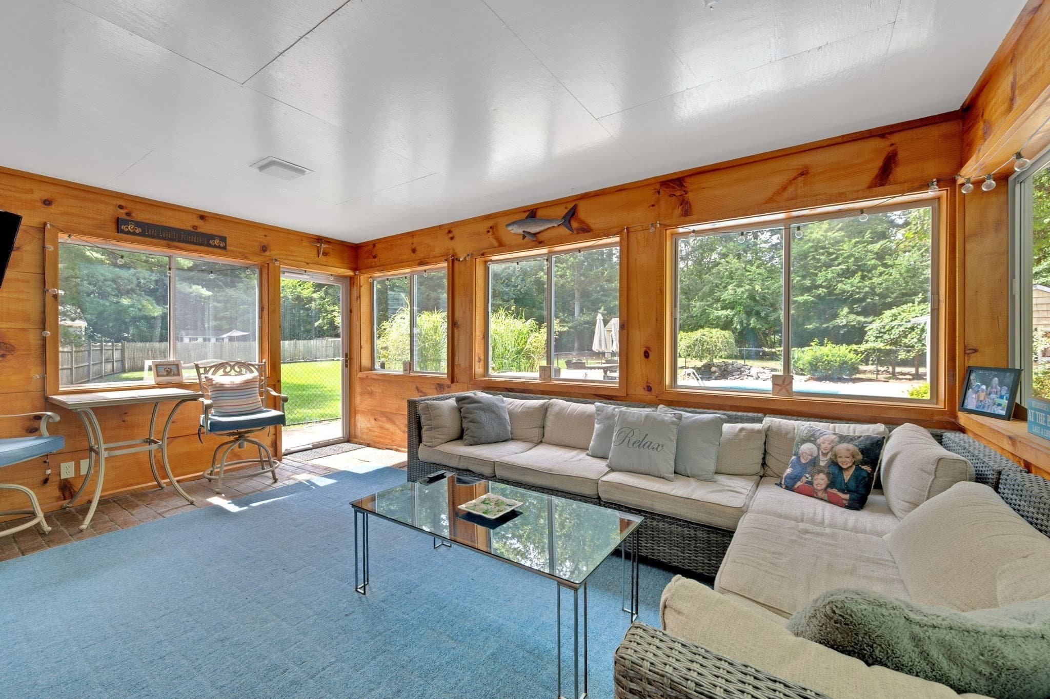Single Family Residence at 86 Edgewater Dr, Pembroke MA 02359, Pembroke, photo 5 of 37